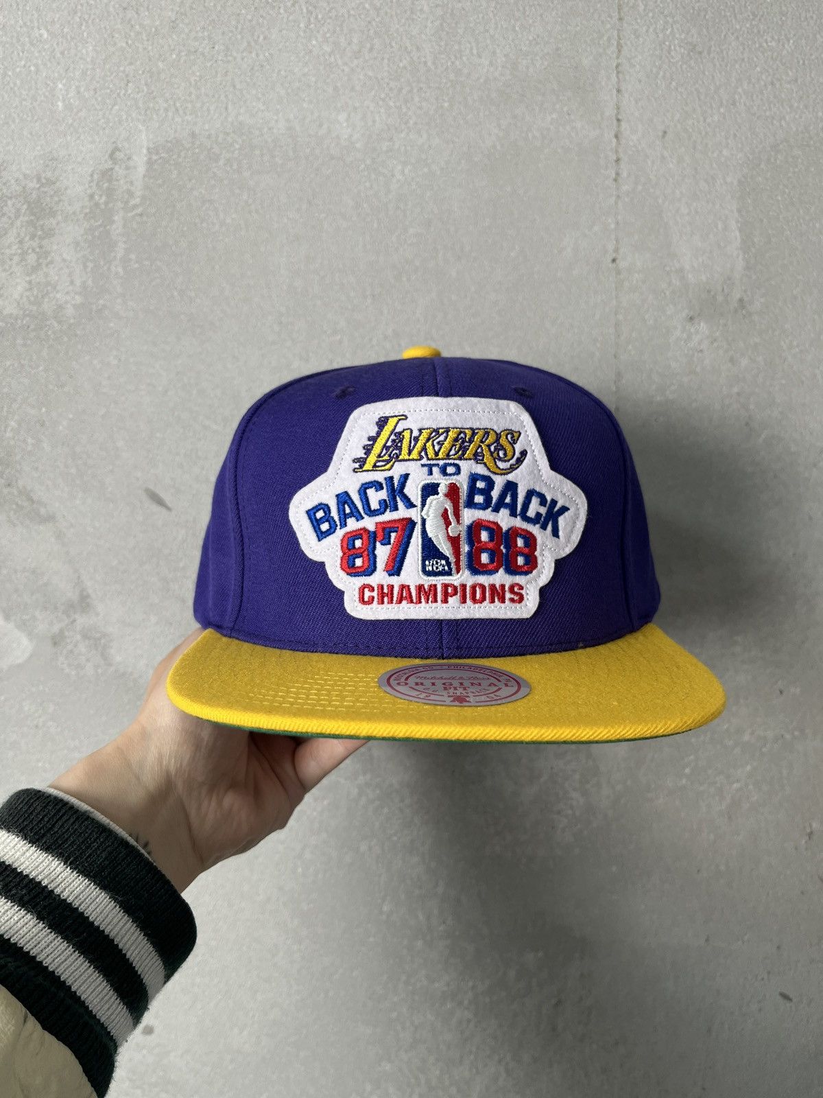 Mitchell & Ness × NBA Rare Mitchell & Ness NBA LA Lakers B2B Purple Snapback Hat Size ONE SIZE - 2 Thumbnail