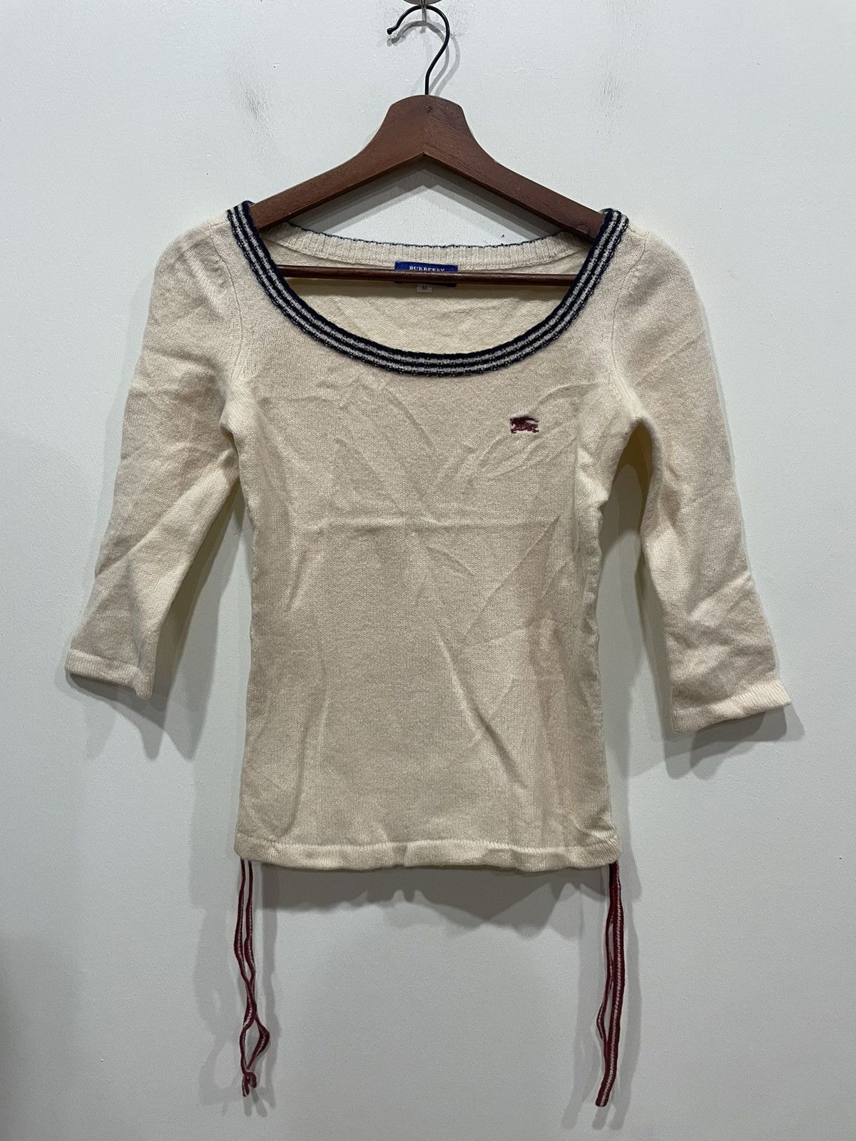Burberry × Designer × Vintage Burberry Round Neck Blouse Size XS / US 0-2 / IT 36-38 - 1 Thumbnail