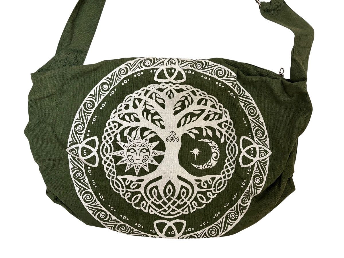 Japanese Brand AMINA 🫒 CELTIC PAGAN TREE BOHO TRIBAL PSYCHEDELIC ART BAG Size ONE SIZE - 4 Thumbnail