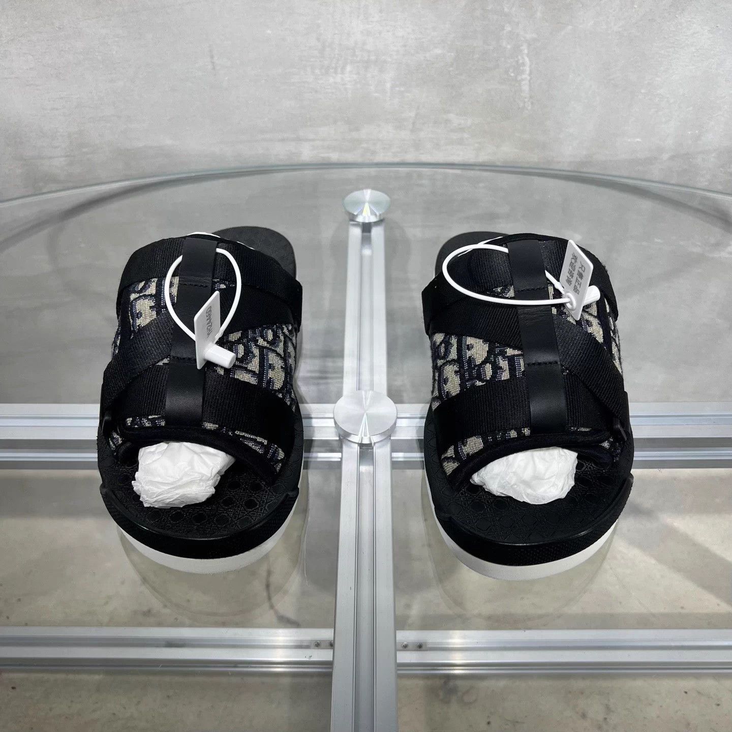 Dior DIOR Alpha Oblique Slipper Black 38 Size US 7 / IT 37 - 1 Thumbnail