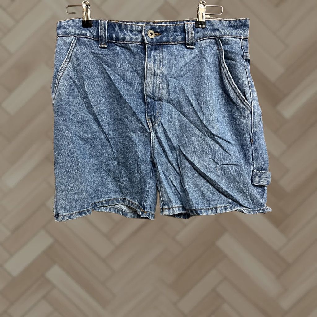 Cotton On Cotton On Womens Denim Shorts Carpenter Blue 10 Adult? Size 32" / US 10 / IT 46 - 1 Thumbnail