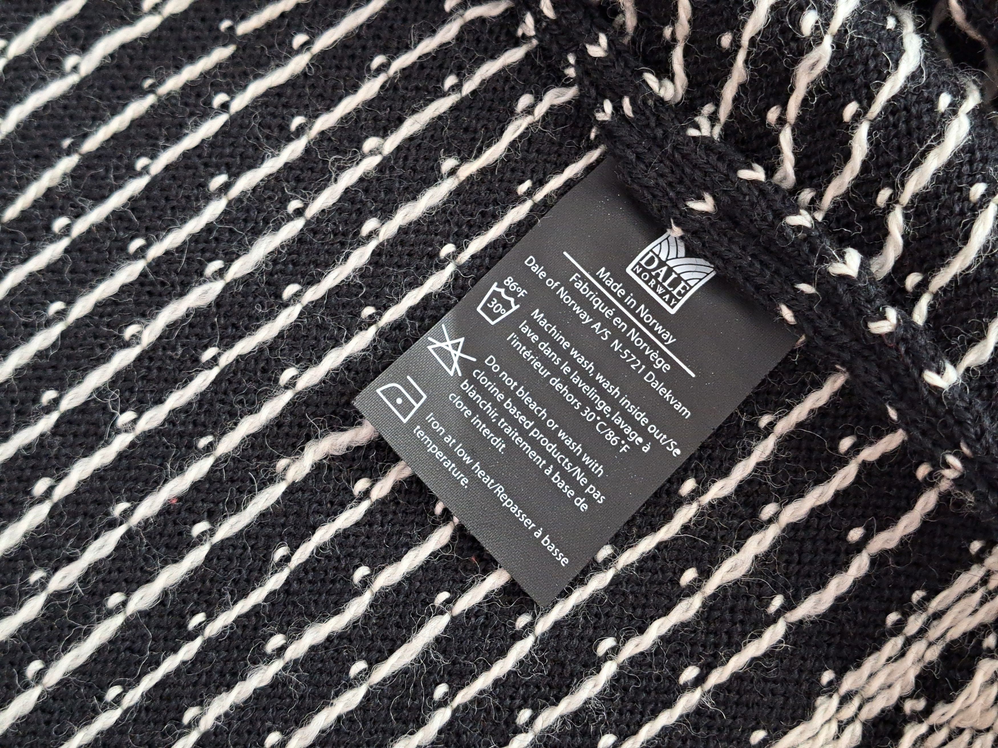 Dale Of Norway DALE OF NORWAY Valle wool cardigan/sweater/jacket. Size L Size L / US 10 / IT 46 - 16 Thumbnail