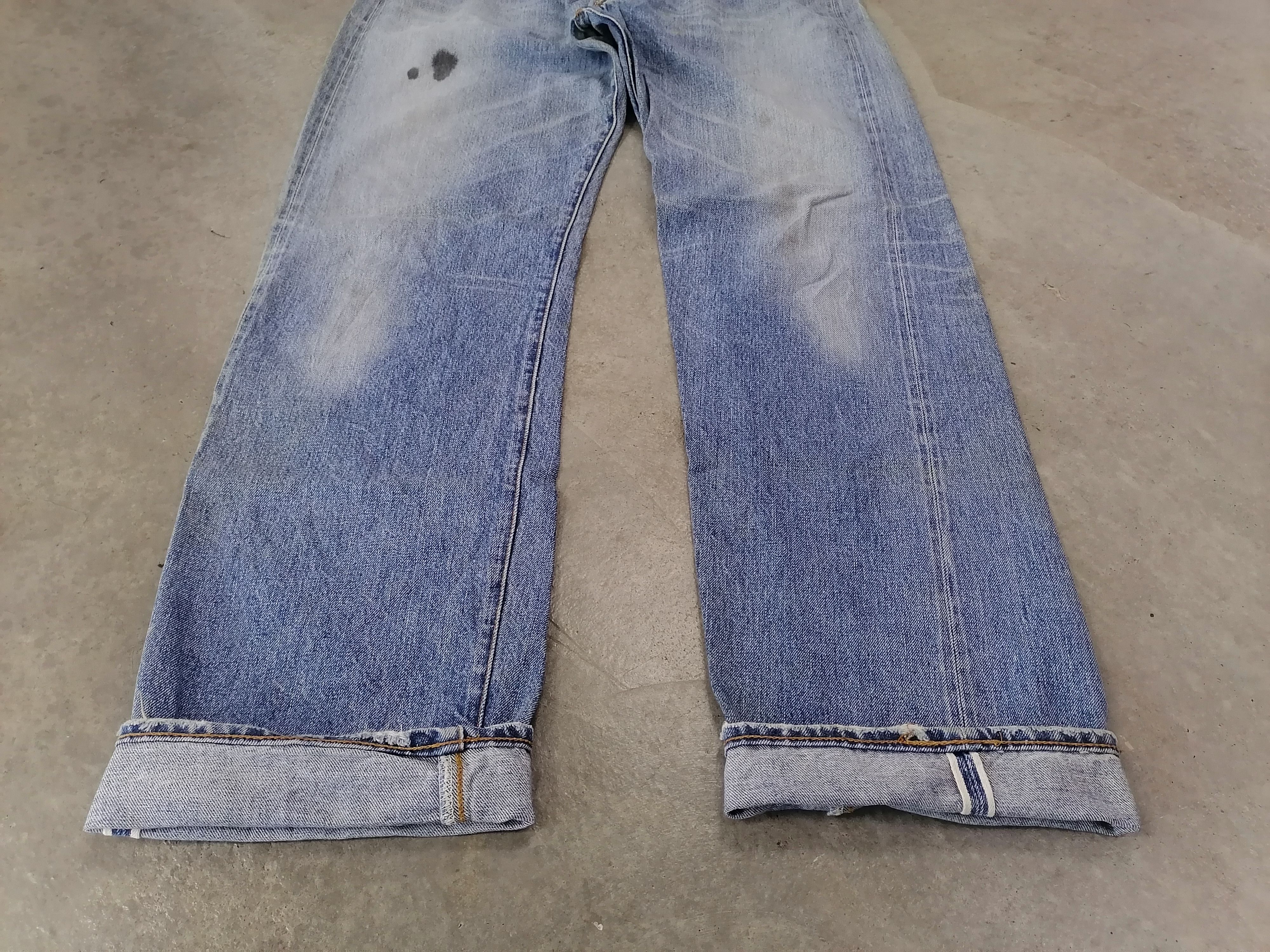 Levi's Vintage Clothing × Vintage Vintage Levi's 501 Top Button J09 Distressed Denim Pants Size US 34 / EU 50 - 2 Thumbnail