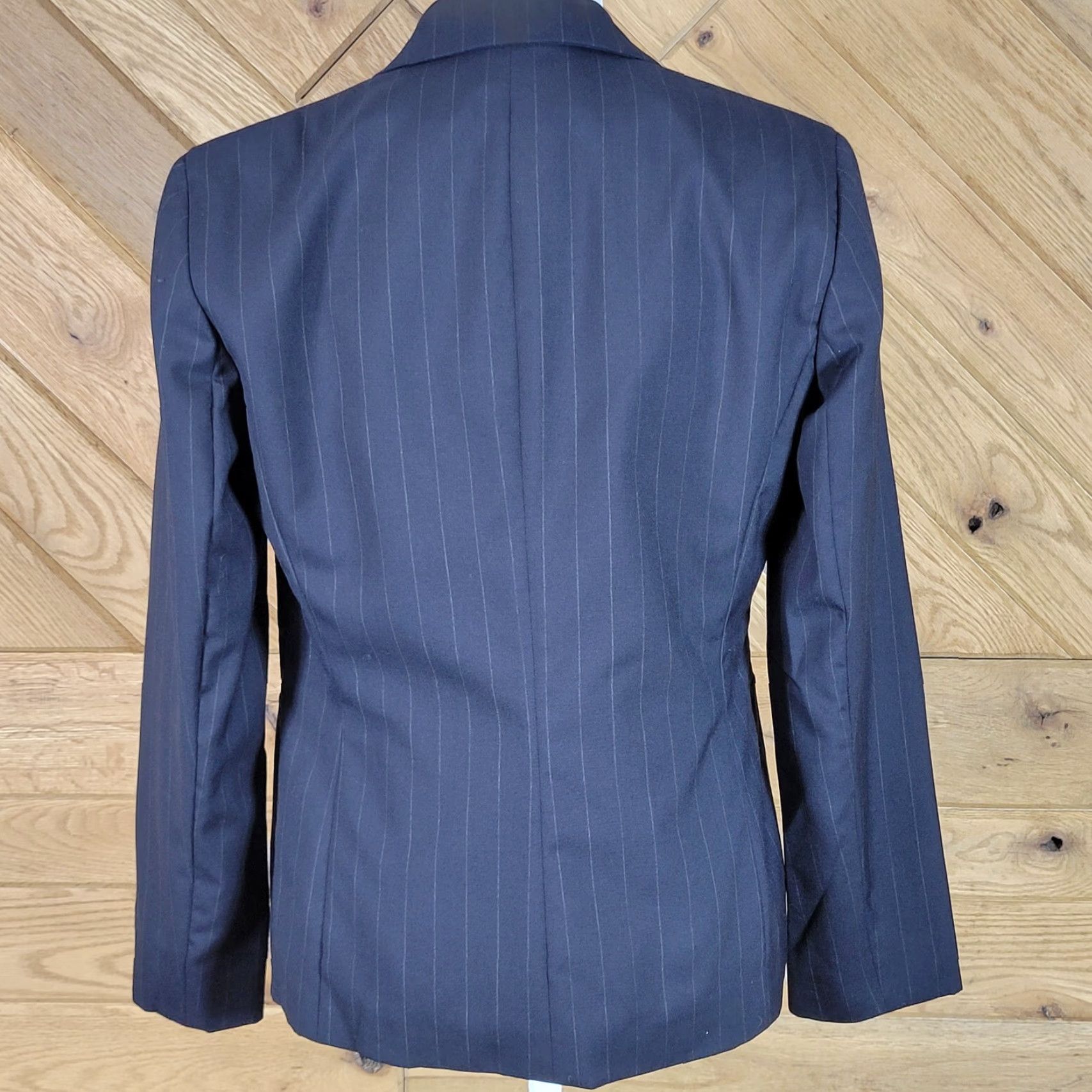 Brooks Brothers Brooks Brothers Womens Blazer Jacket One-Button Striped Black Size 8 Wool Casual Formal Suiting Jacket Womens Blazer Mens? Size M / US 6-8 / IT 42-44 - 4 Thumbnail