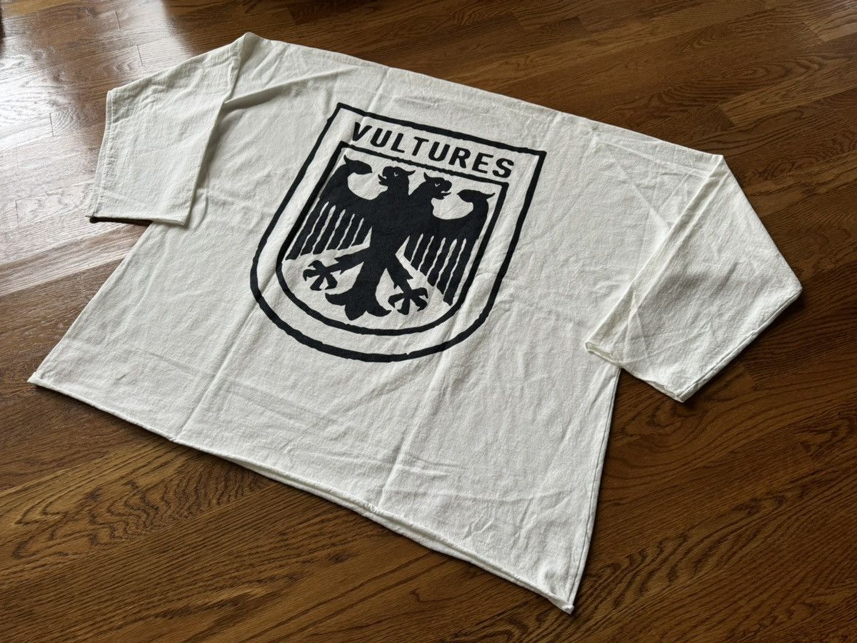 Gosha Rubchinskiy Size 3 Yeezy Vultures Long T White Tee Shirt Yzy Size US XXL / EU 58 / 5 - 3 Thumbnail