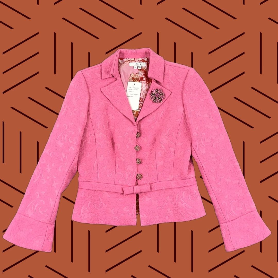 Vintage I.C.E Blazer Womens Size 8 Pink Textured Jeweled Closure Jacket Career Office Shirt/Blazer (if needed) Size M / US 6-8 / IT 42-44 - 1 Thumbnail