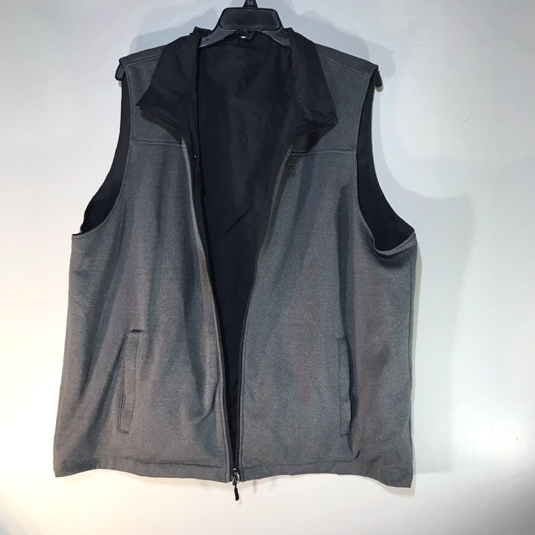 Izod IZOD Reversible Vest Full Zip Gray Mens Size XXL Size US XXL / EU 58 / 5 - 5 Thumbnail