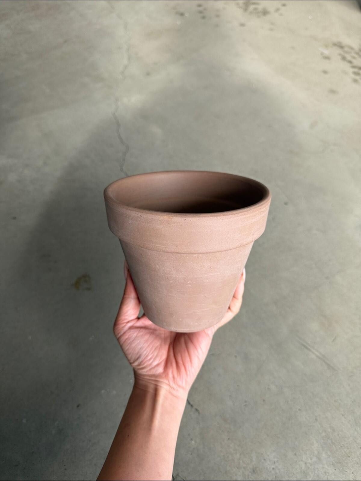 Ikea IKEA / Small Terracotta Planter / Taupe Size ONE SIZE - 1 Thumbnail
