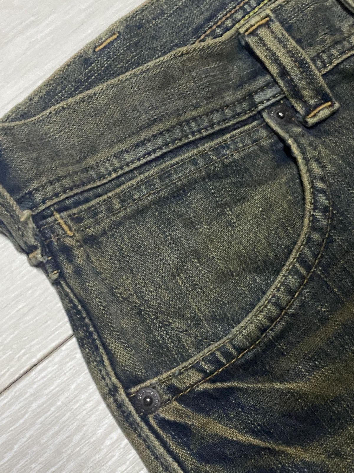 Wrangler Vintage Wrangler Crazy Mud Wash Distressed Repair Baggy Jean Size US 32 / EU 48 - 7 Thumbnail