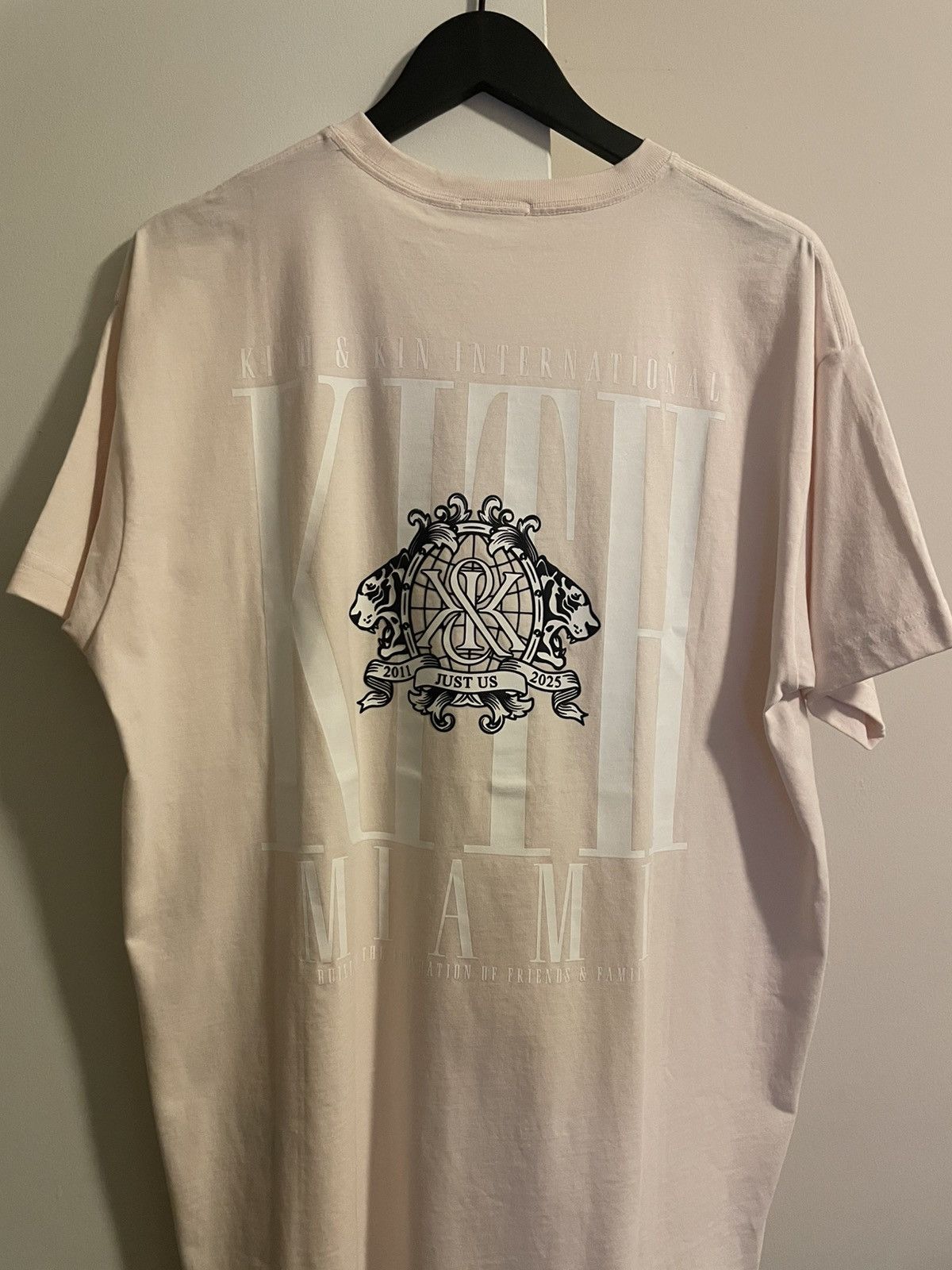 Kith Kith Miami Exclusive TEE Size US M / EU 48-50 / 2 - 1 Thumbnail