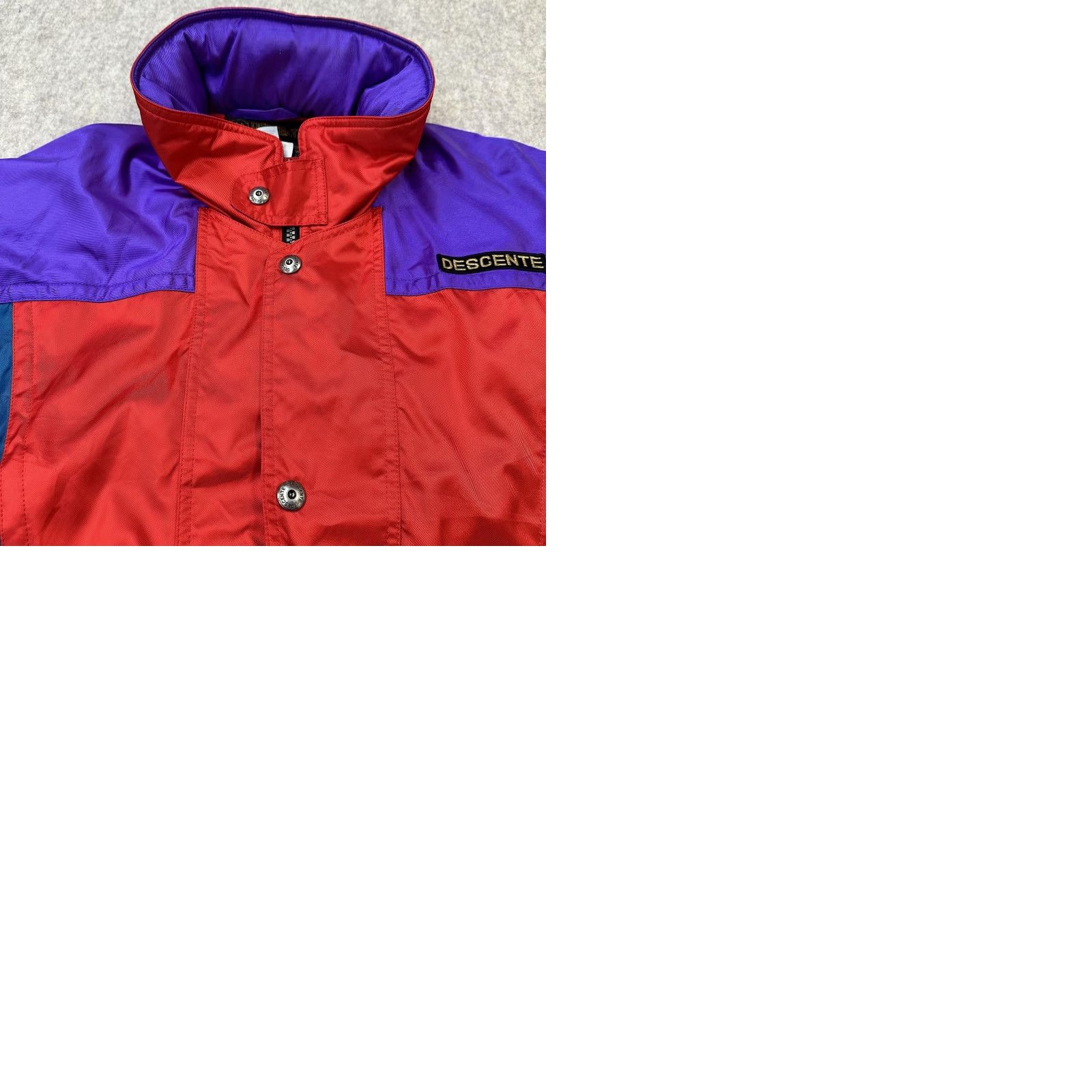 Vintage VINTAGE Descente Jacket Mens 52 Red Purple Entrant SC Ski Snow Stowaway Hood 90s Size US L / EU 52-54 / 3 - 12 Thumbnail
