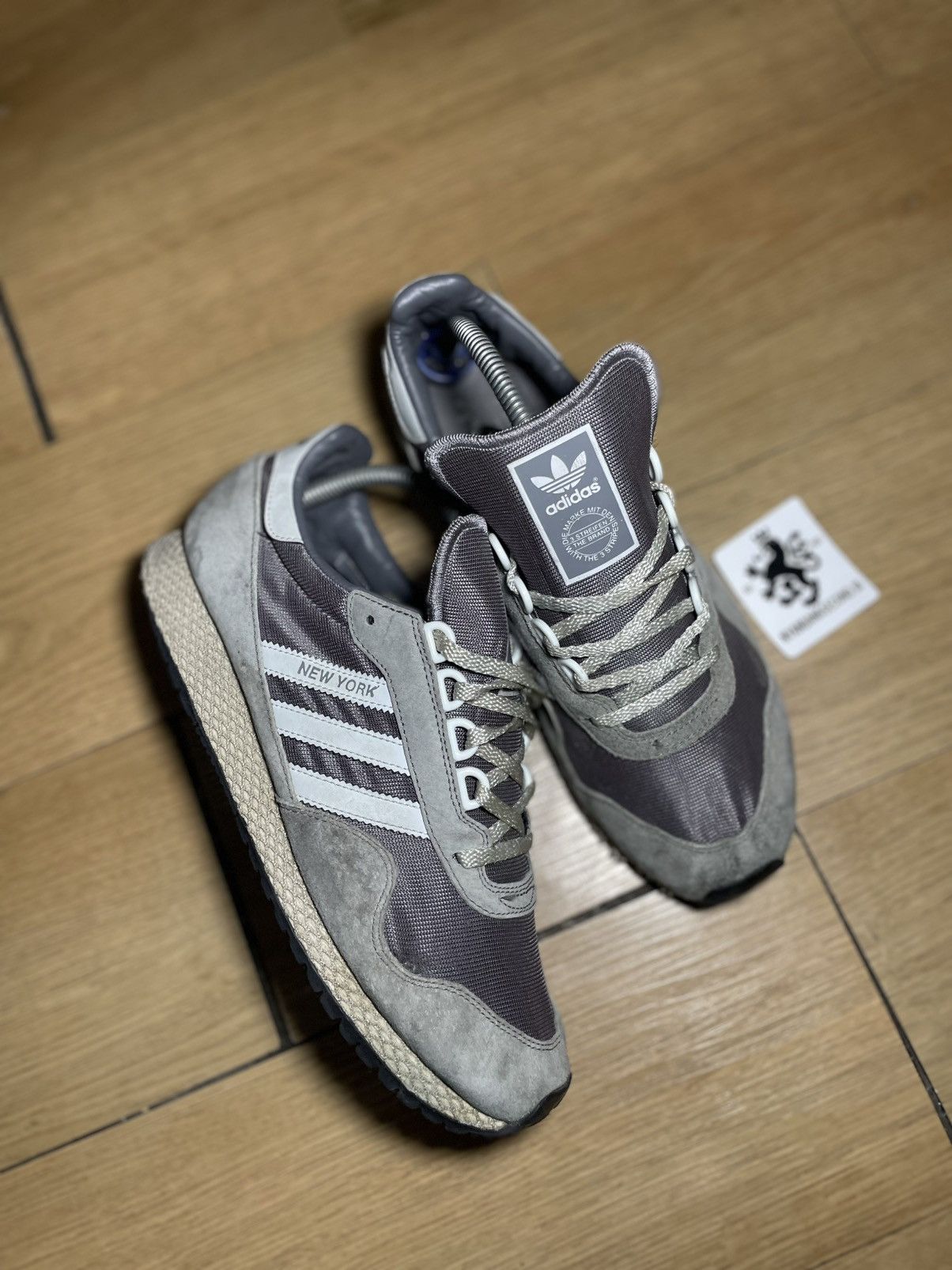 Adidas ADIDAS NEWYORK Size US 7.5 / EU 40-41 - 5 Thumbnail