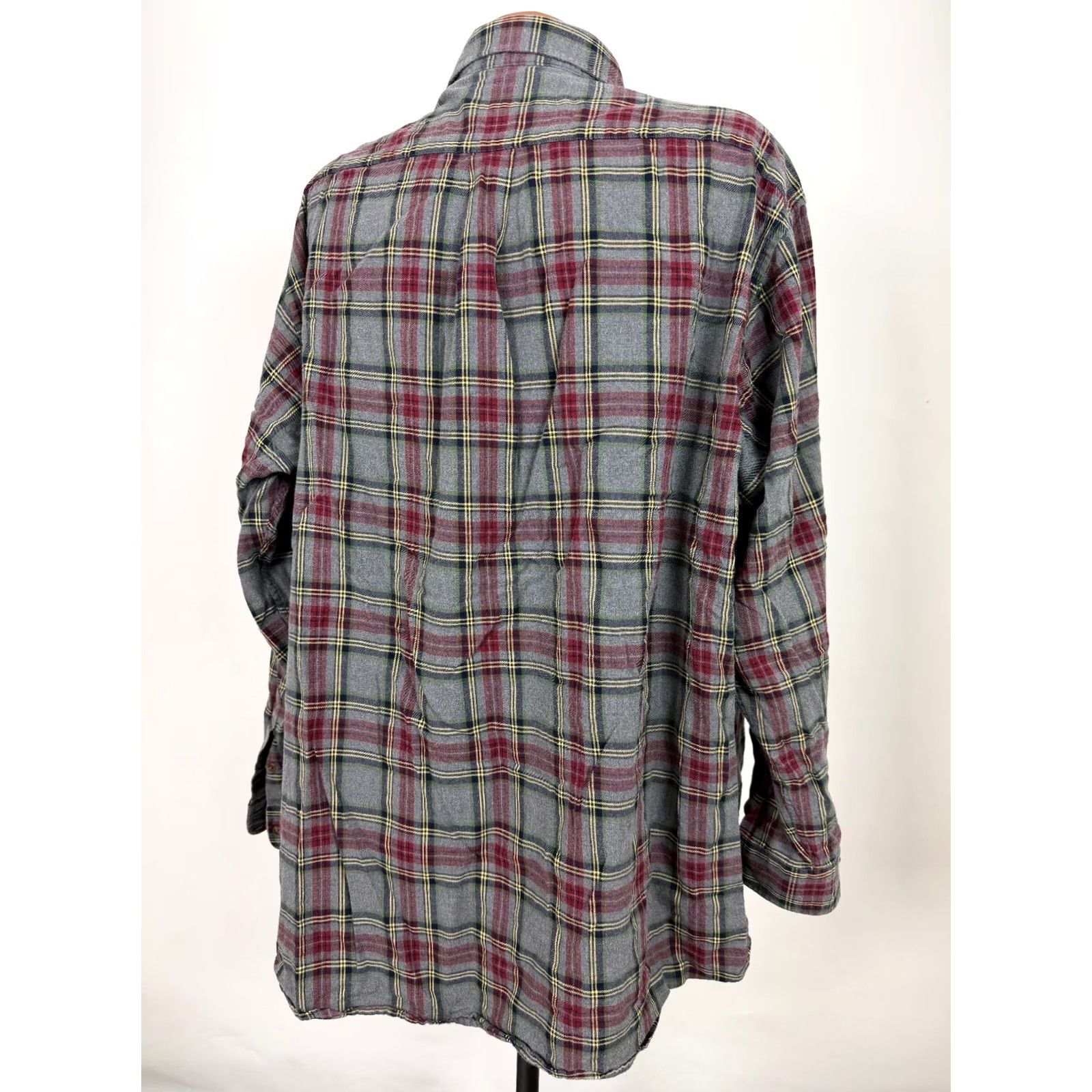 Roundtree & Yorke VINTAGE Roundtree & Yorke Portuguese Flannel Shirt Men 3XL TALL Gray Plaid Button-Up Shirt Size US XXL / EU 58 / 5 - 7 Thumbnail