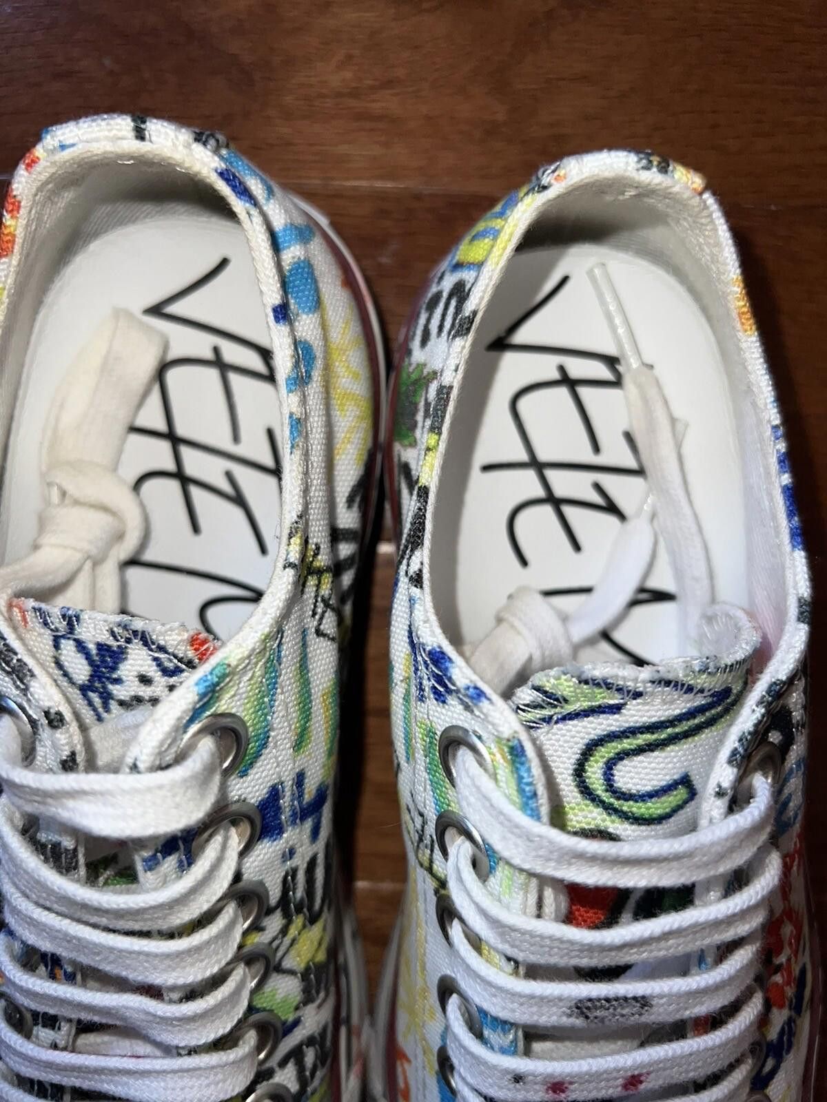 Vetements Vetements White Graffiti Low Top Sneakers Sz 35 W/ Box Size US 5 / IT 35 - 11 Thumbnail