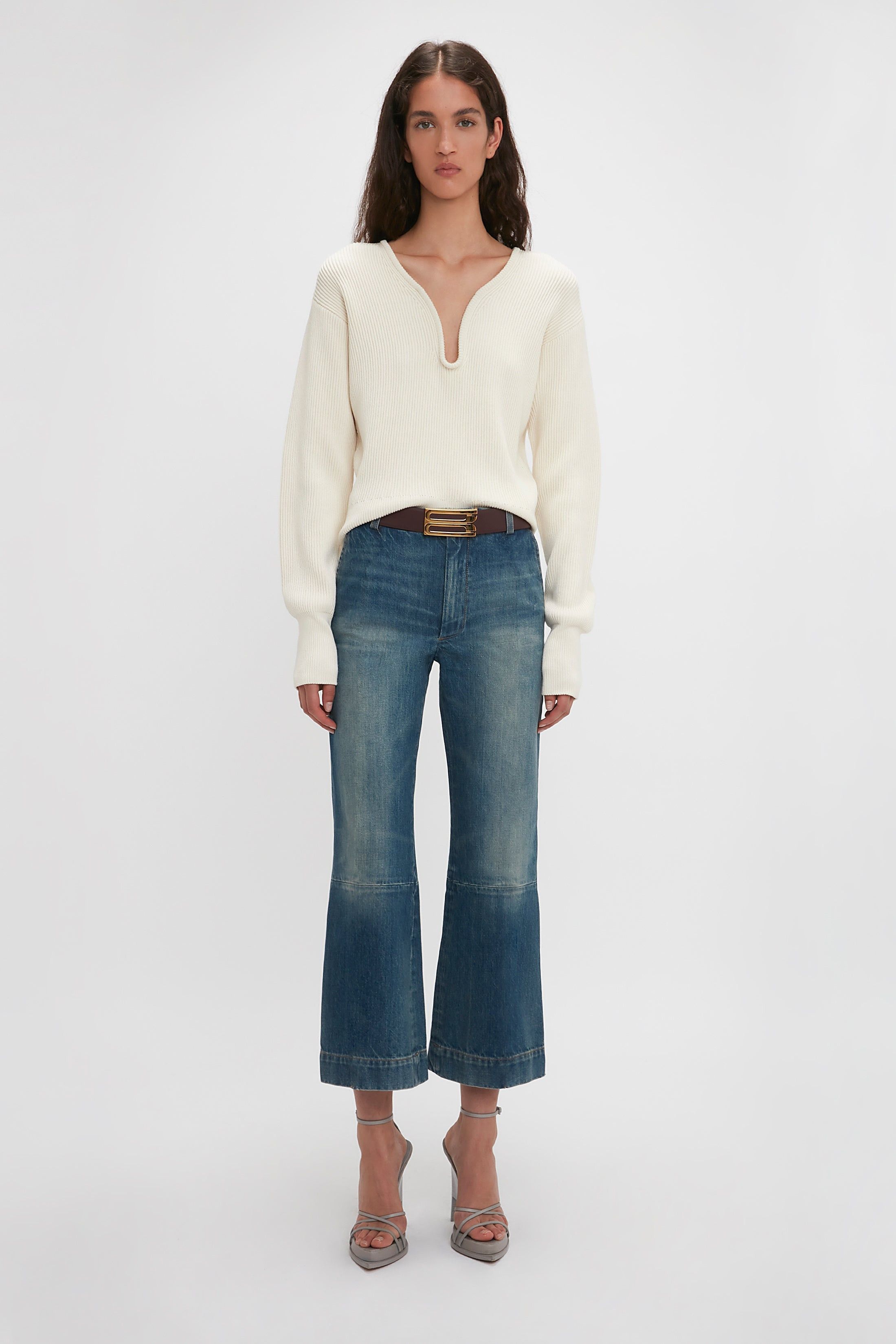 Victoria Beckham o1mle0525 Cropped Kick Jean Indigrey Wash in Blue Size 26" / US 2 / IT 38 - 2 Thumbnail