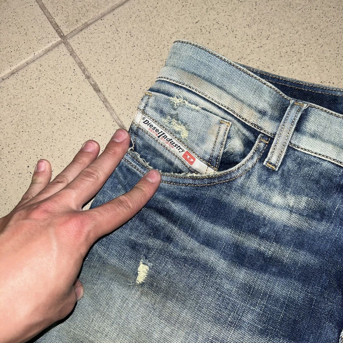 Diesel Vintage Diesel D-Kras Slim Distressed Jeans – Made in Italy Size US 31 - 6 Thumbnail