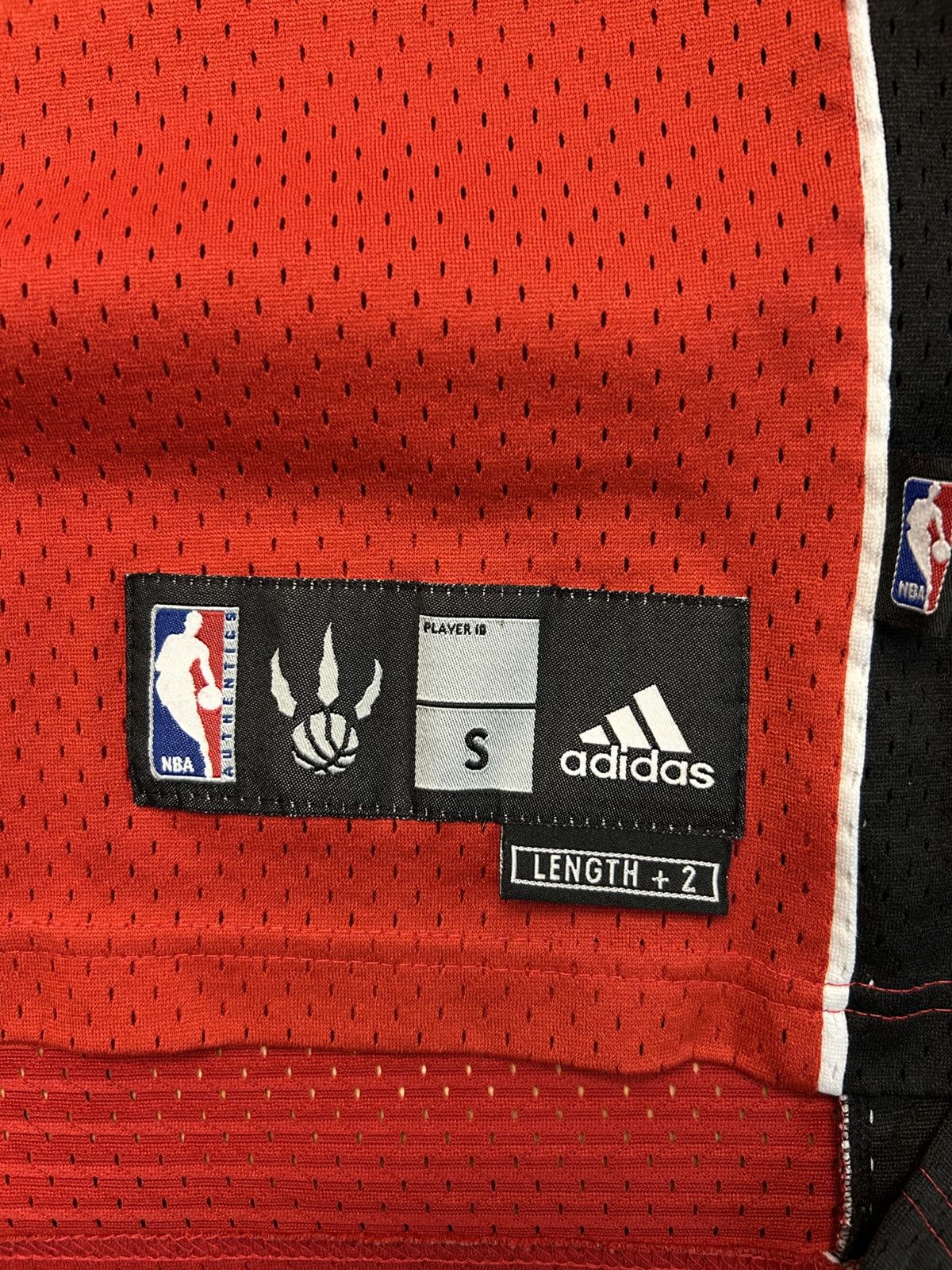 Adidas Raptors Chris Bosh #4 Size US S / EU 44-46 / 1 - 13 Thumbnail