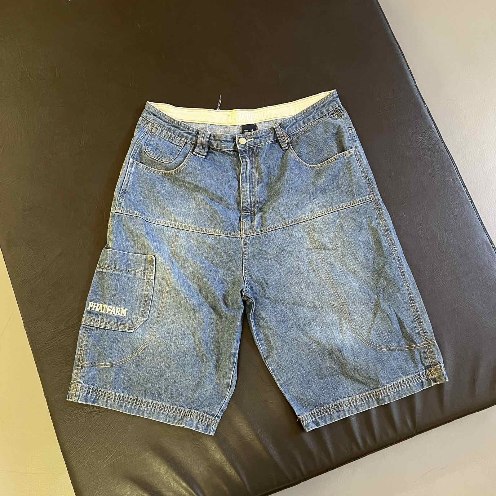 Other VINTAGE BAGGY PHAT FARM BLACK DENIM SKATER JEAN SHORTS JORTS Size US 36 / EU 52 - 1 Thumbnail