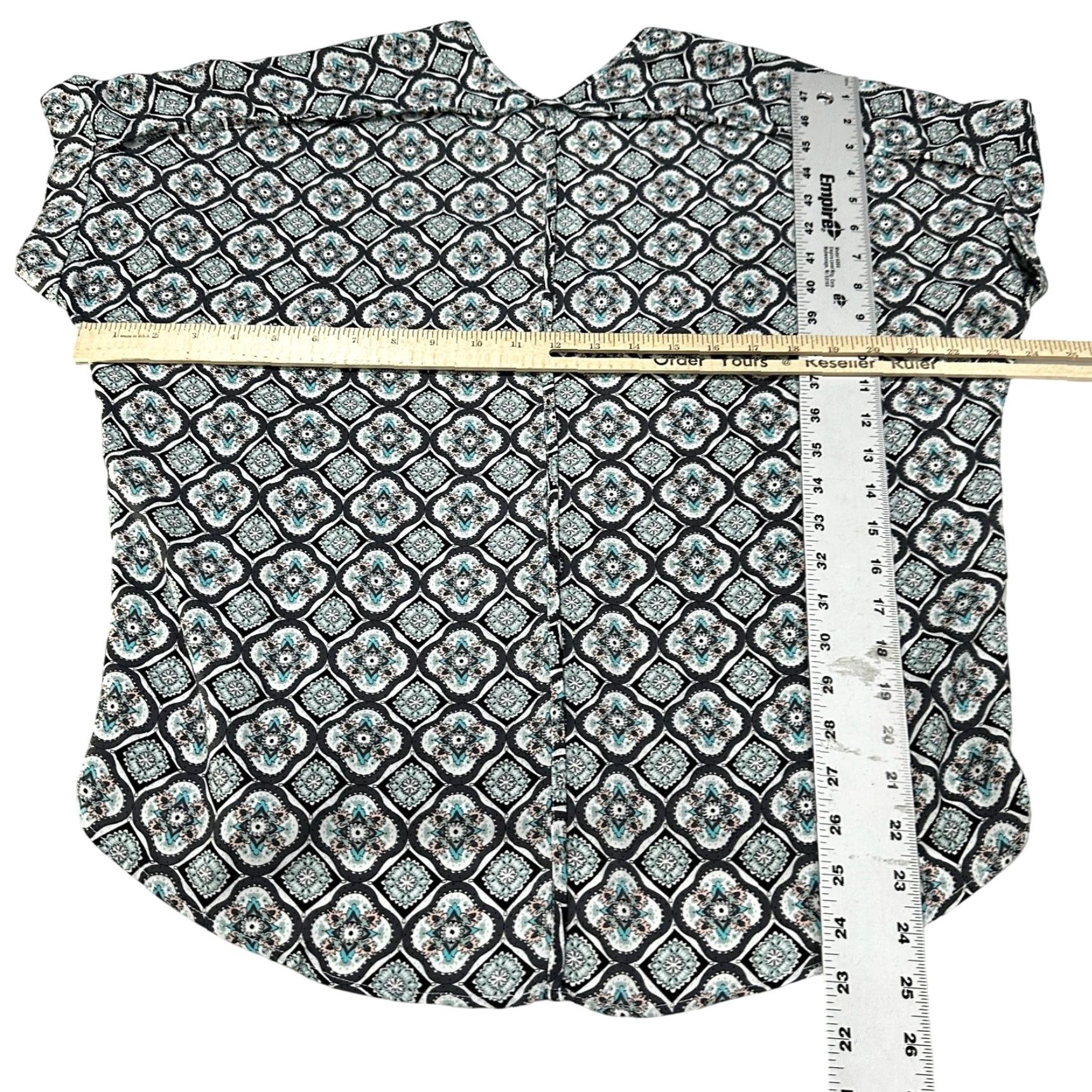 Vintage LUSH Blouse Womens S Green Gray Paisley All Over Print Boho Shirt Shirt (Pullover) Regular Short Sleeve Size S / US 4 / IT 40 - 5 Thumbnail