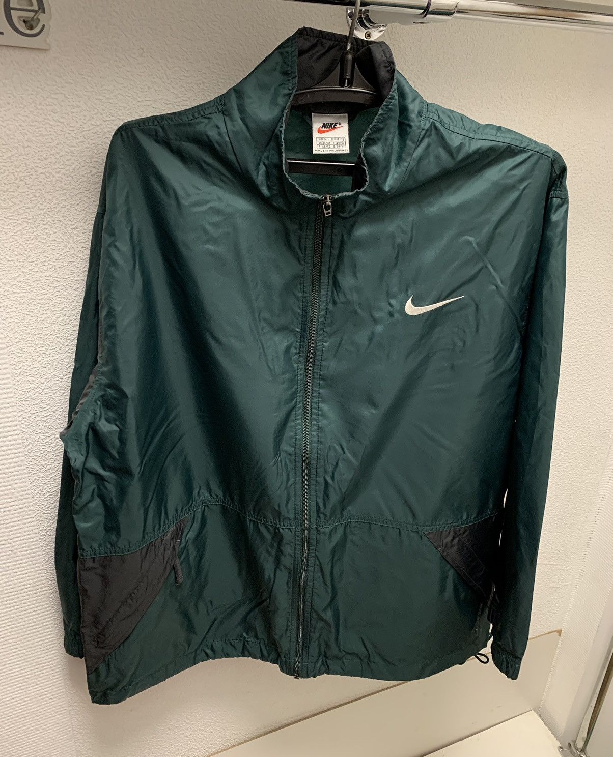 Nike Nike vintage light jacket big logo 1990th 90th red tags M Size US M / EU 48-50 / 2 - 9 Thumbnail