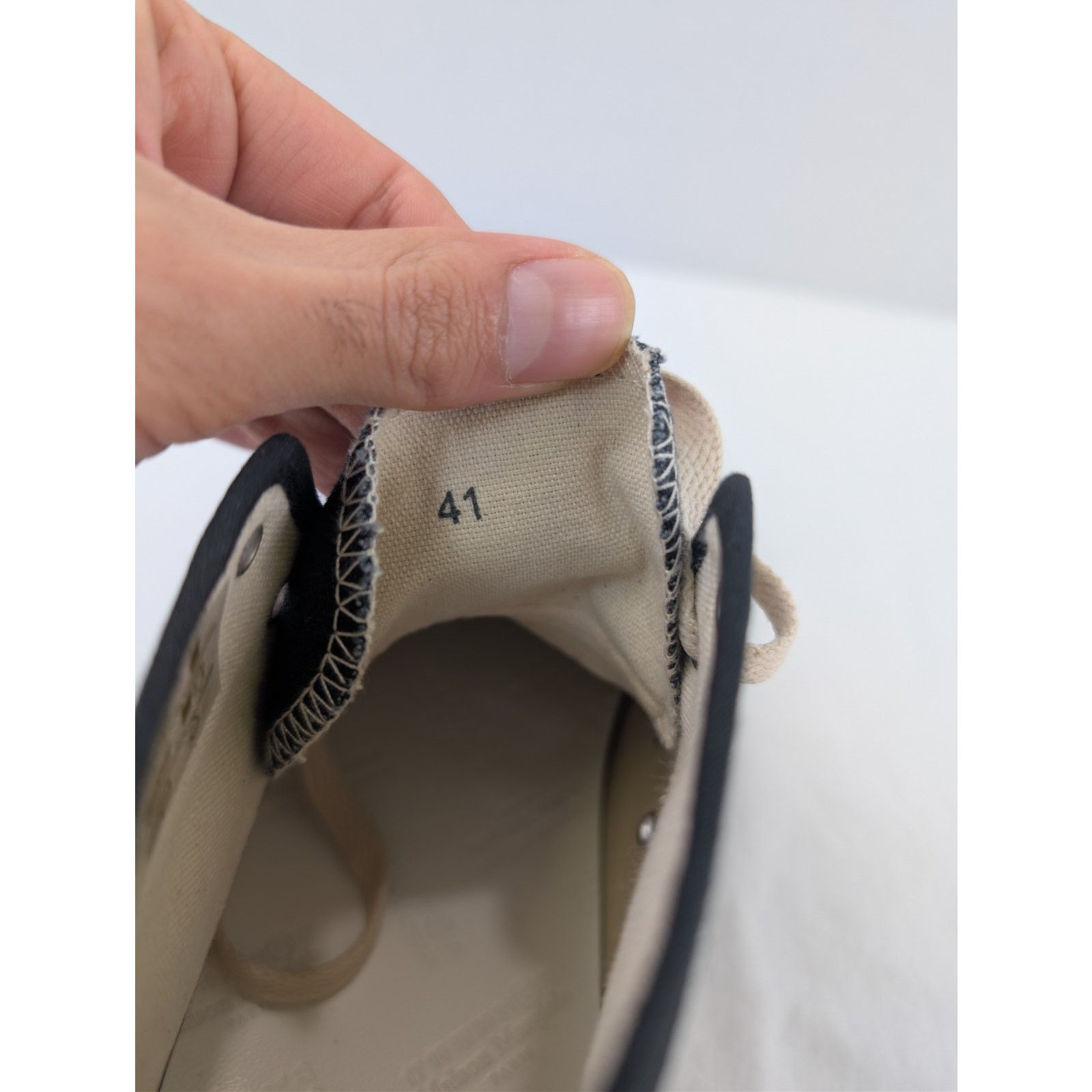 Maison Margiela o1rshd1 Tabi High Top Sneakers in Black/Beige Size US 8 / EU 41 - 17 Thumbnail