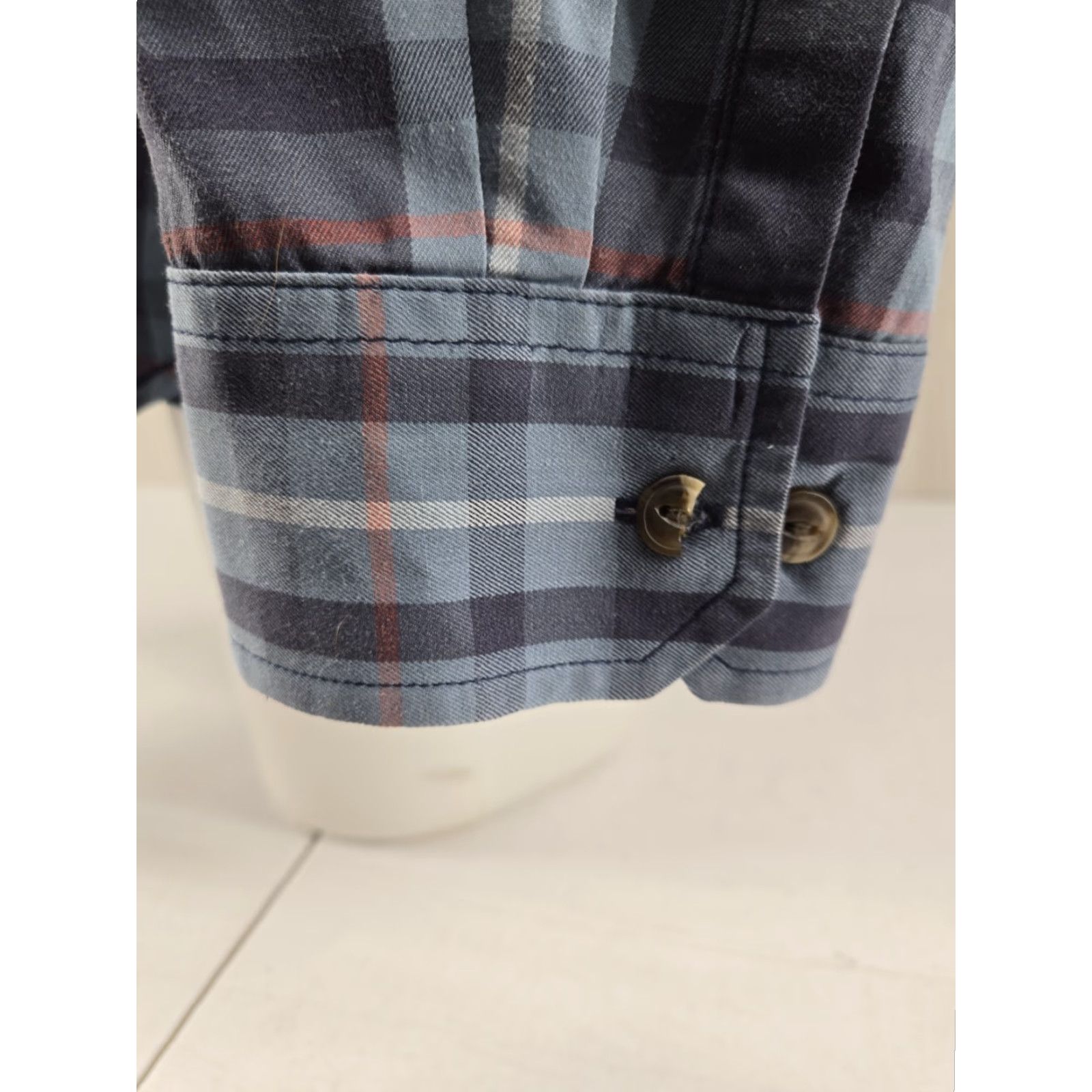 The North Face The North Face Shirt Men XL Blue Plaid Casual Dress Style Outdoor Hiking Button-Up Size US XL / EU 56 / 4 - 4 Thumbnail