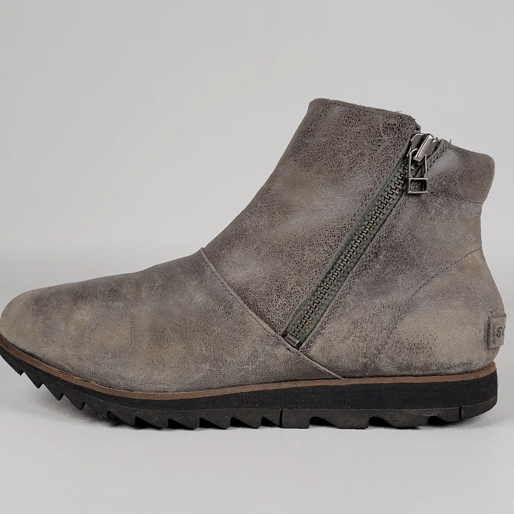 SOREL Sorel Harlow Chelsea Ankle Boots Women Slip-On Gray Suede Leather Round Toe Casual Travel US 8.5 Size US 7 / IT 37 - 7 Thumbnail