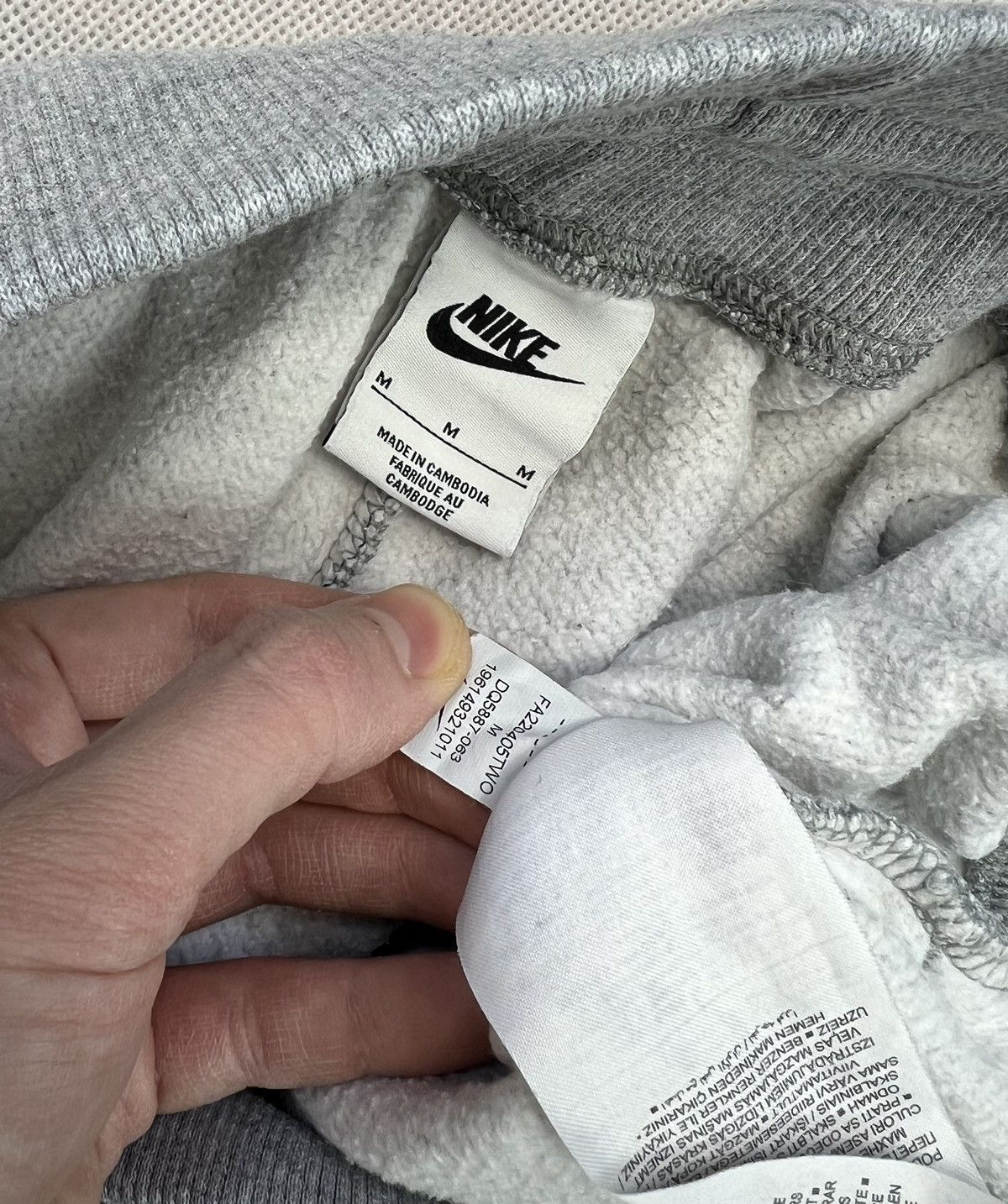 Nike Baggy Pants Nike Small Logo Swoosh New Collection Size US 32 / EU 48 - 3 Thumbnail