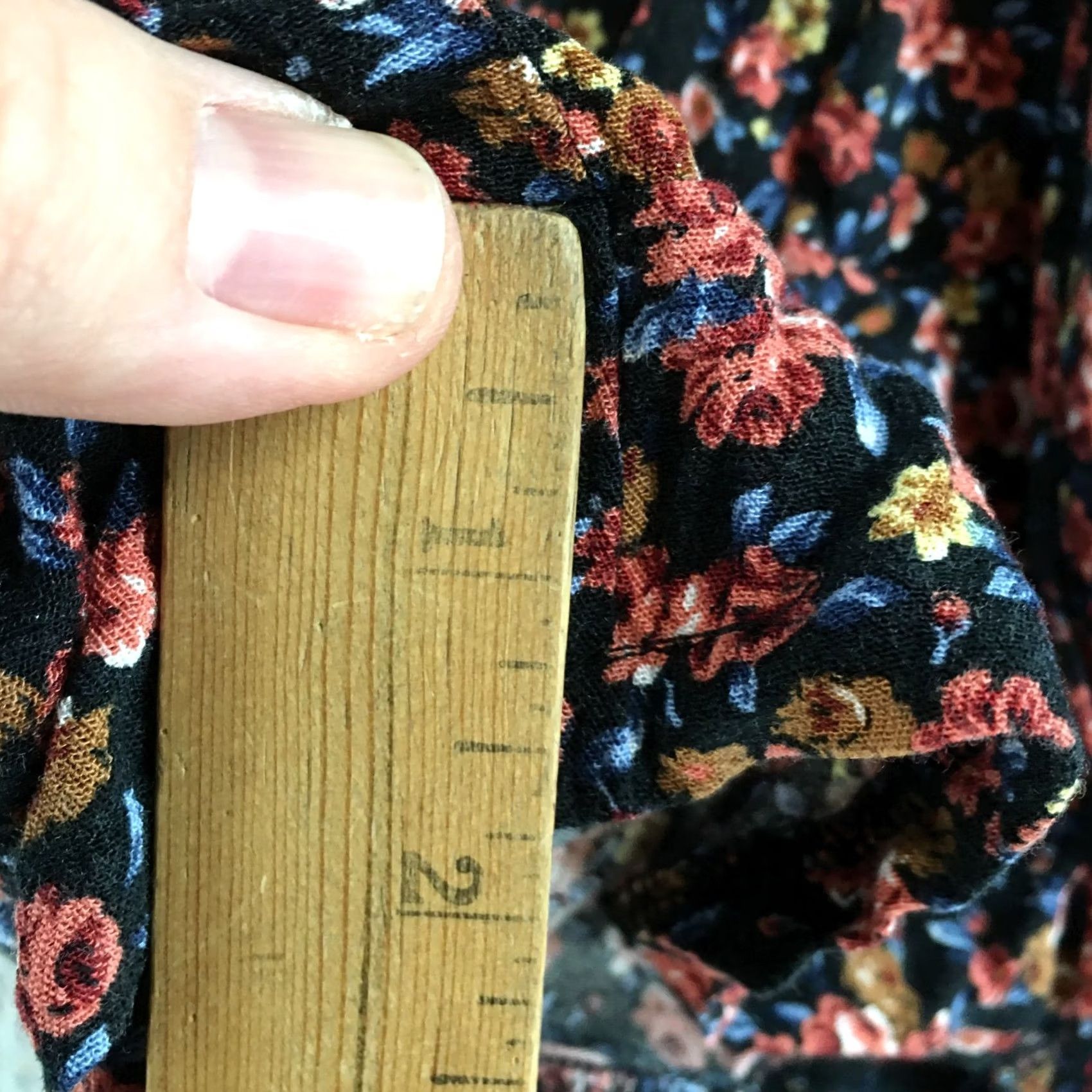 American Eagle Outfitters American Eagle Outfitters Shorts Womens XS High Rise Pull On Casual Floral Black Viscose Lineup Size 26" / US 2 / IT 38 - 6 Thumbnail