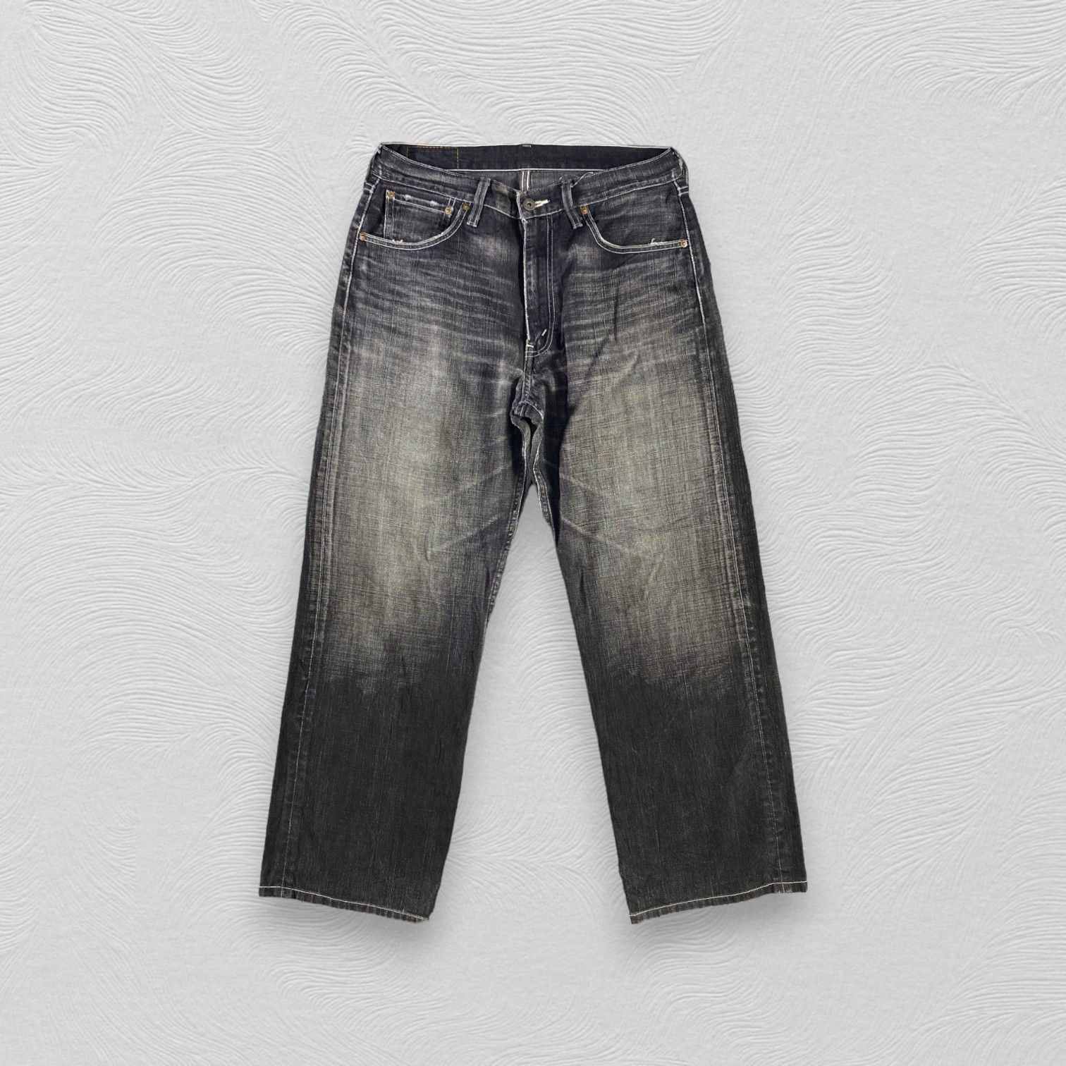 Levi's Distress Vintage Levis 504 Jeans Faded Black Denim KJ3350 Size US 32 / EU 48 - 1 Thumbnail