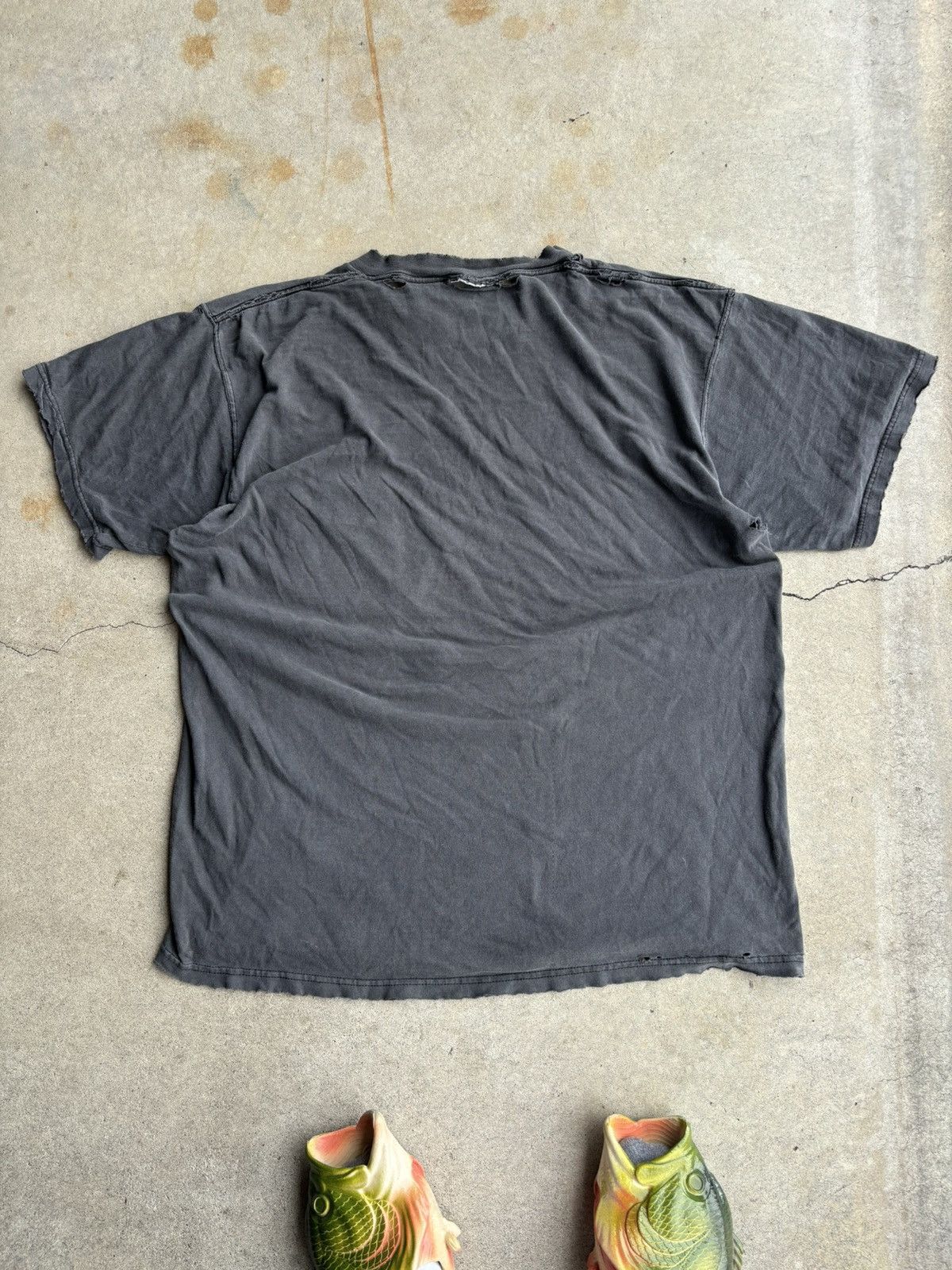 Vintage Crazy Thrashed Discus Athletic Boxy A46XT Faded Tee Size US XL / EU 56 / 4 - 2 Thumbnail