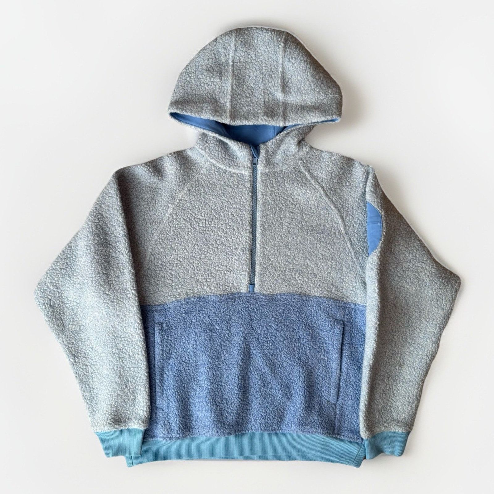 Outdoor Voices Outdoor Voices Megafleece 1/2 Zip Pullover Women's S Blue Size S / US 4 / IT 40 - 1 Thumbnail