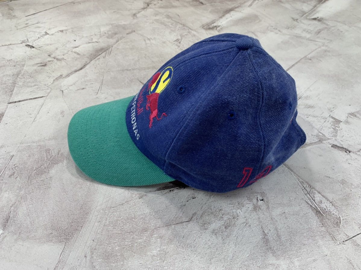 Red Bull × Vintage Mens vintage cap Red Bull Sauber Petronas Jean Alesi 14 Size ONE SIZE - 4 Thumbnail