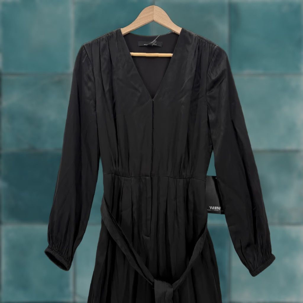 White House Black Market White House Black Market Jumpsuit Womens 4 Black LS V Neck Satin Belted Wide Leg Size 27" / US 4 / IT 40 - 1 Thumbnail