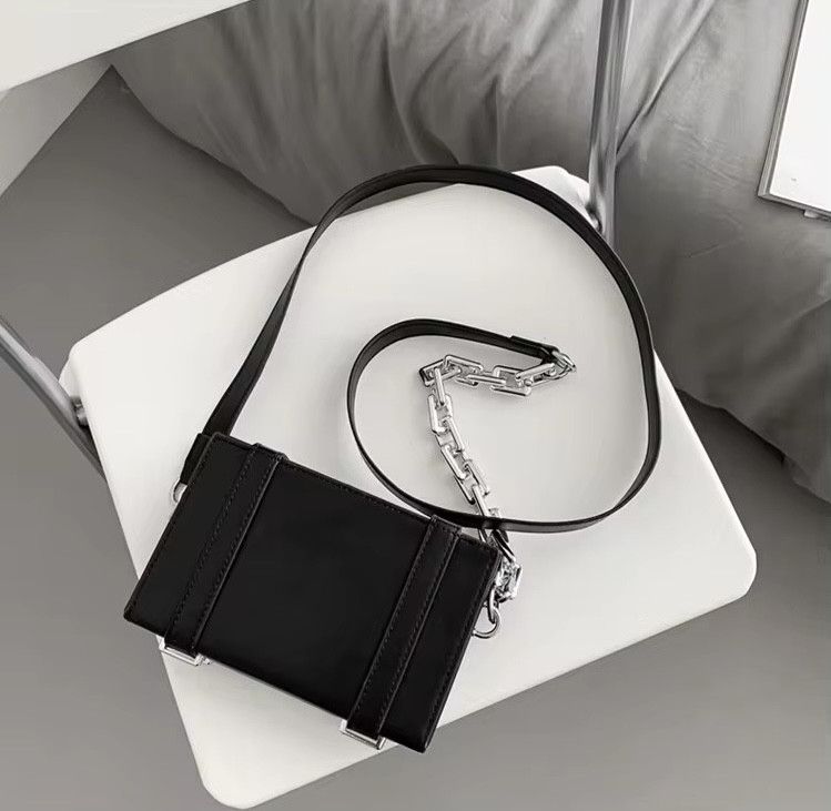 Japanese Brand Y2K PU leather buckle chain suitcase shape Size ONE SIZE - 7 Thumbnail