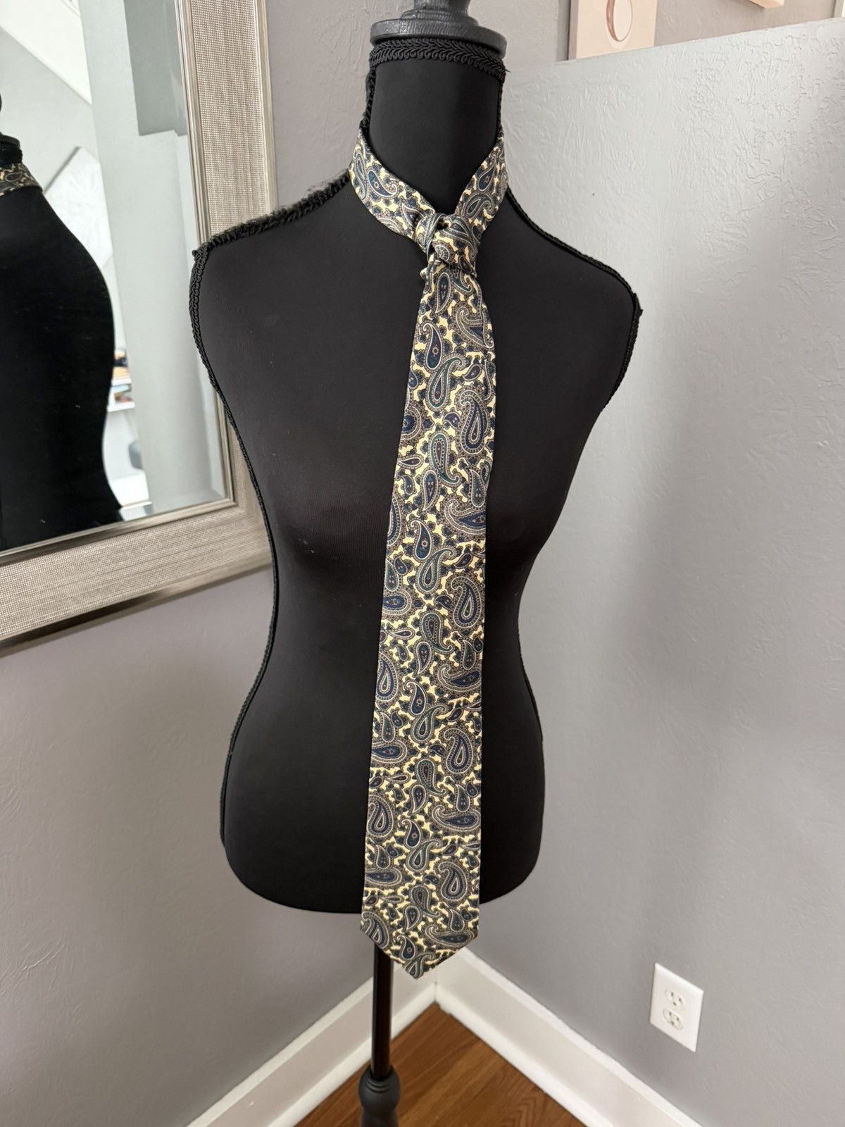 Bert Pulitzer Bert Pulitzer Collectors Edition Paisley Silk Neck Tie. Size ONE SIZE - 1 Thumbnail