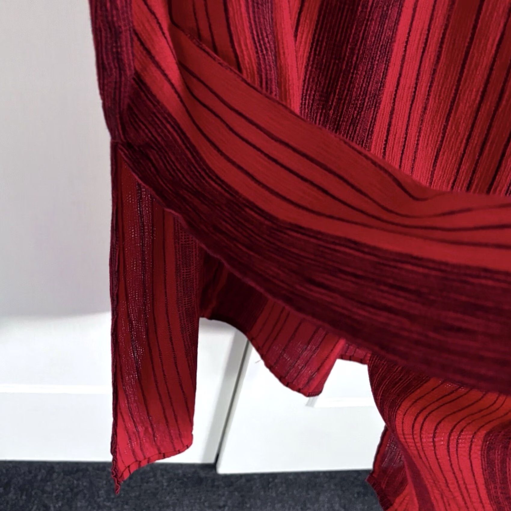 Vintage VINTAGE? No — Universal Thread Maxi Dress Women’s Red Party Cocktail Evening Event Size S Regular Sleeveless V-Neck Tie Waist Long Pattern Striped Size S / US 4 / IT 40 - 5 Thumbnail