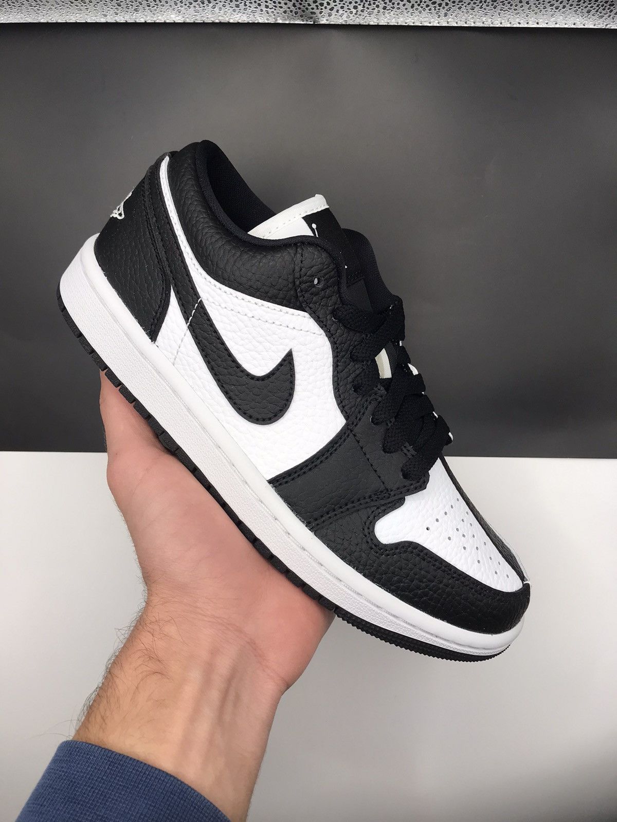 Jordan 1 Low “Homage Split White&Black”