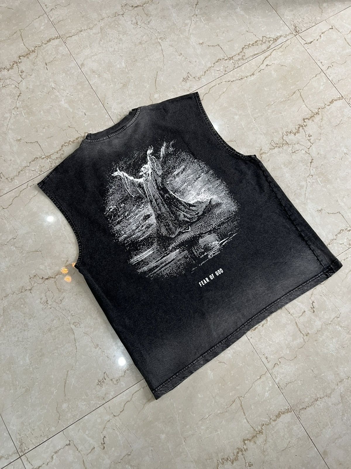 Other Vintage Faded Sleeveless Tees Size US L / EU 52-54 / 3 - 5 Thumbnail