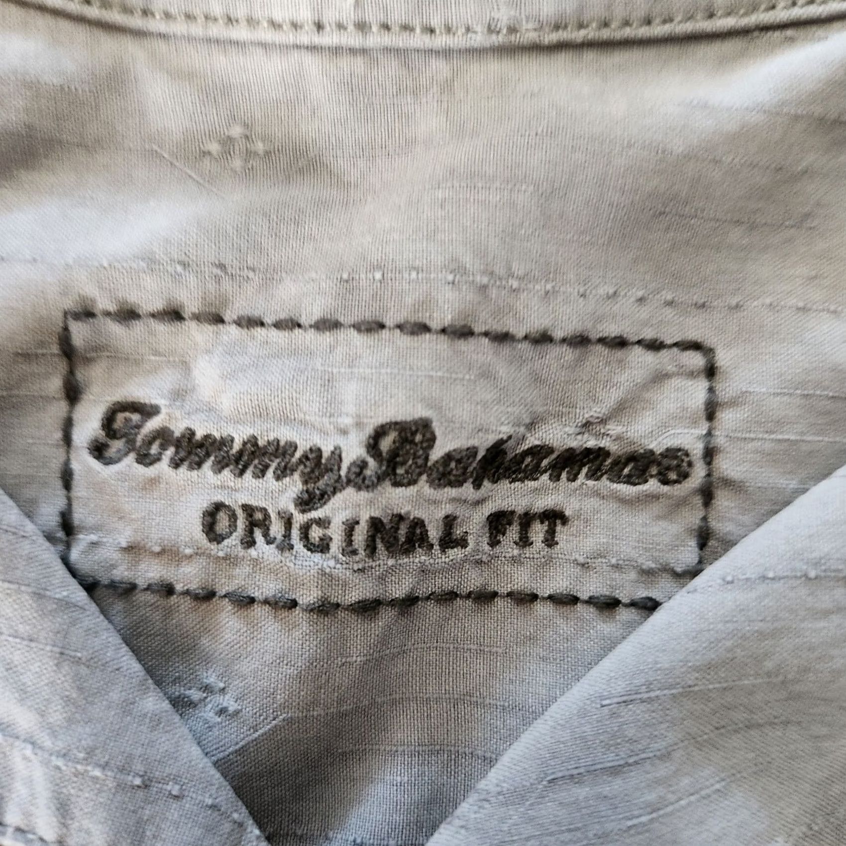 Tommy Bahama Tommy Bahama Men’s Hawaiian Shirt Short Sleeve 100% Silk Gray XL Beach Boat Casual Button-Up Size US XL / EU 56 / 4 - 2 Thumbnail
