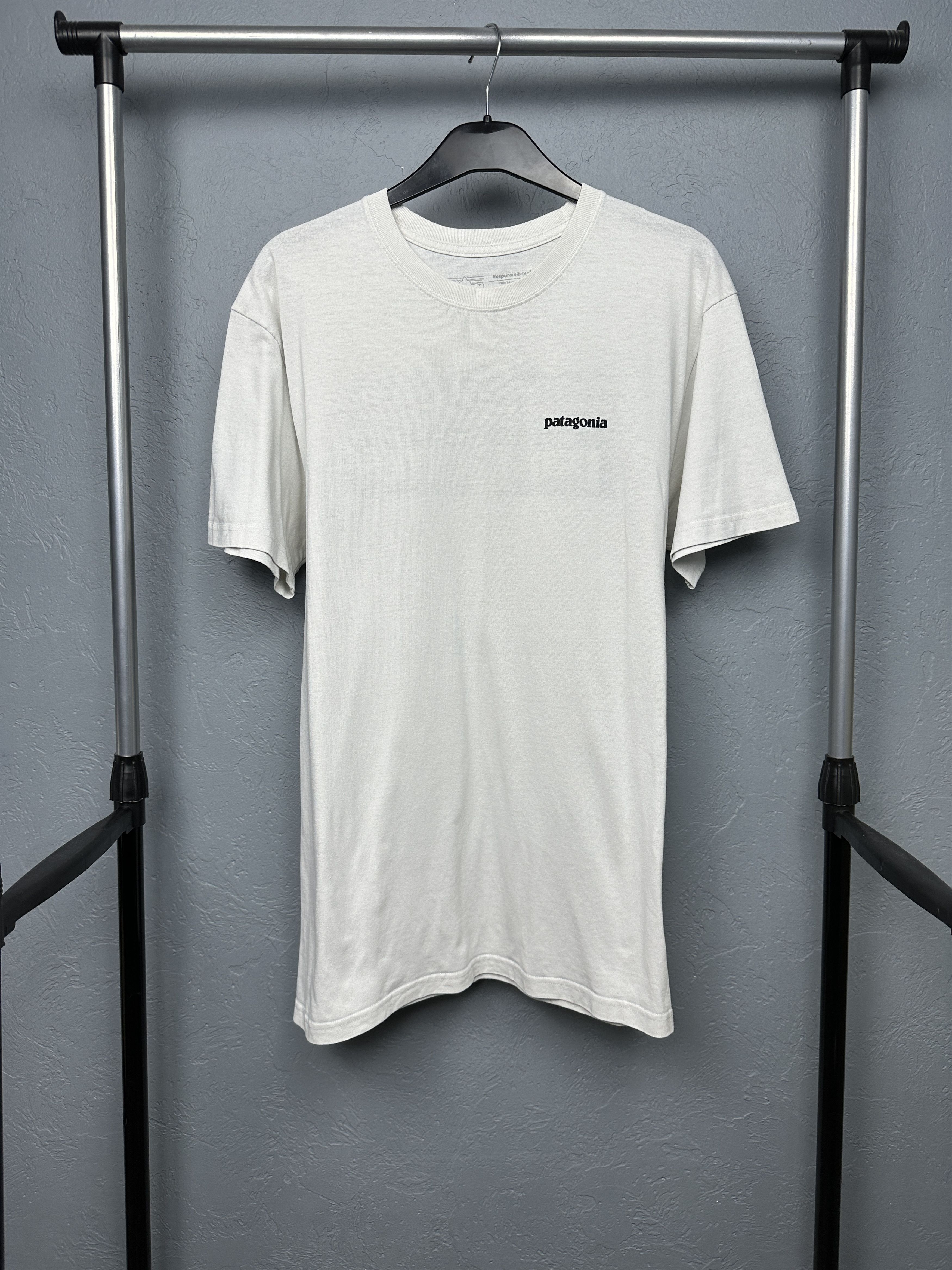 Patagonia Patagonia Vintage Big Logo Mens T-Shirt Size US L / EU 52-54 / 3 - 4 Thumbnail