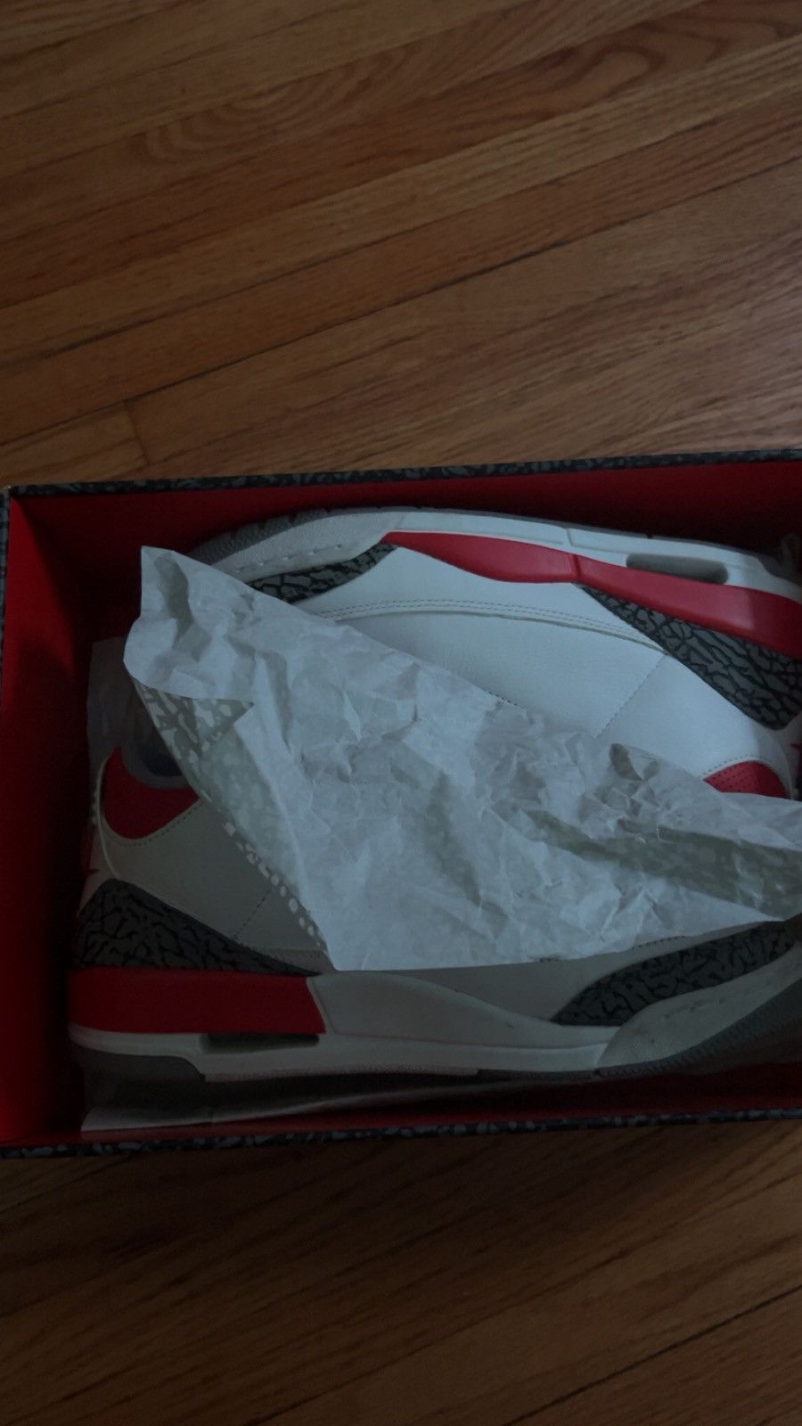 Jordan Brand Fire Red Jordan 3s Size US 8.5 / EU 41-42 - 9 Thumbnail