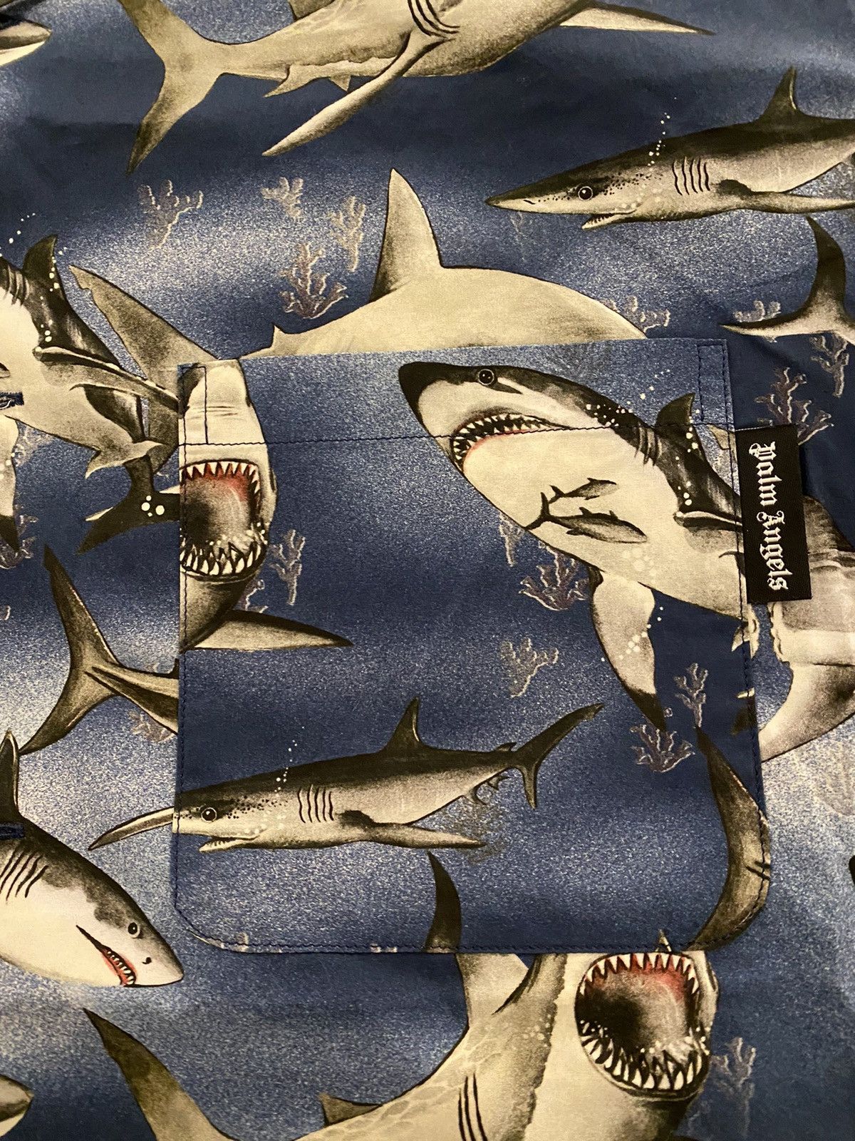Palm Angels Palm Angels Sharks Bowling Shirt XXL Size US XXL / EU 58 / 5 - 5 Thumbnail