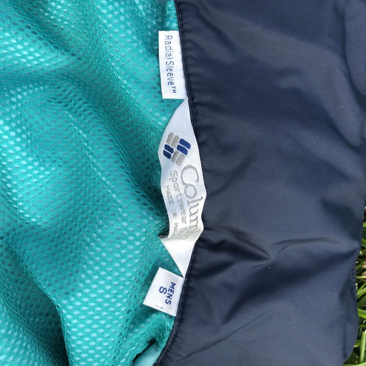 Columbia Columbia sportswear company packable waterproof jacket Size US S / EU 44-46 / 1 - 5 Thumbnail