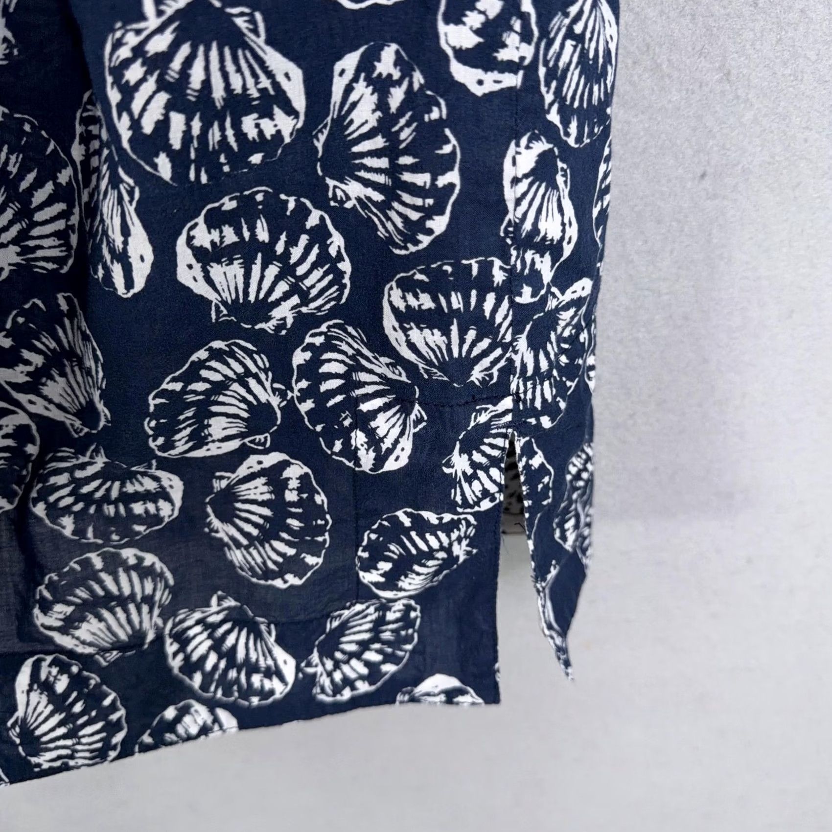 Talbots Talbots Dress Womens Medium Blue Shell Print V Neck Shift Pockets 3/4 Sleeve Size M / US 6-8 / IT 42-44 - 4 Thumbnail