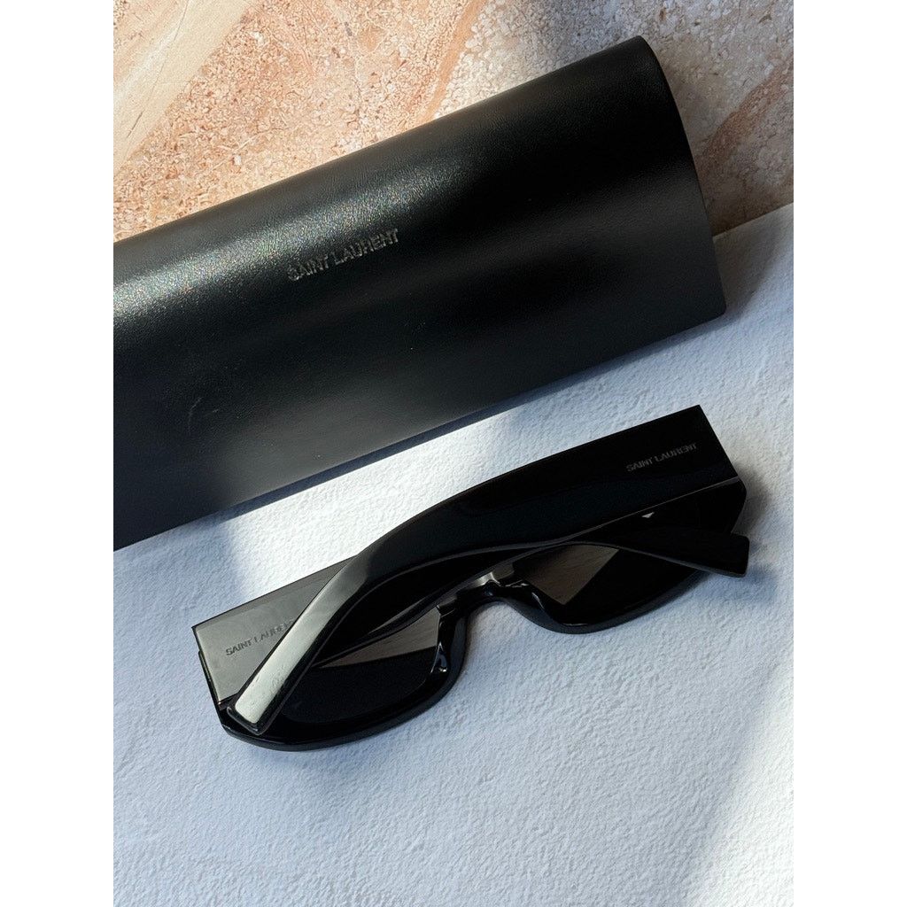 Saint Laurent Paris NEW Saint Laurent SL697 Unisex Sunglasses in Black Size ONE SIZE - 10 Thumbnail