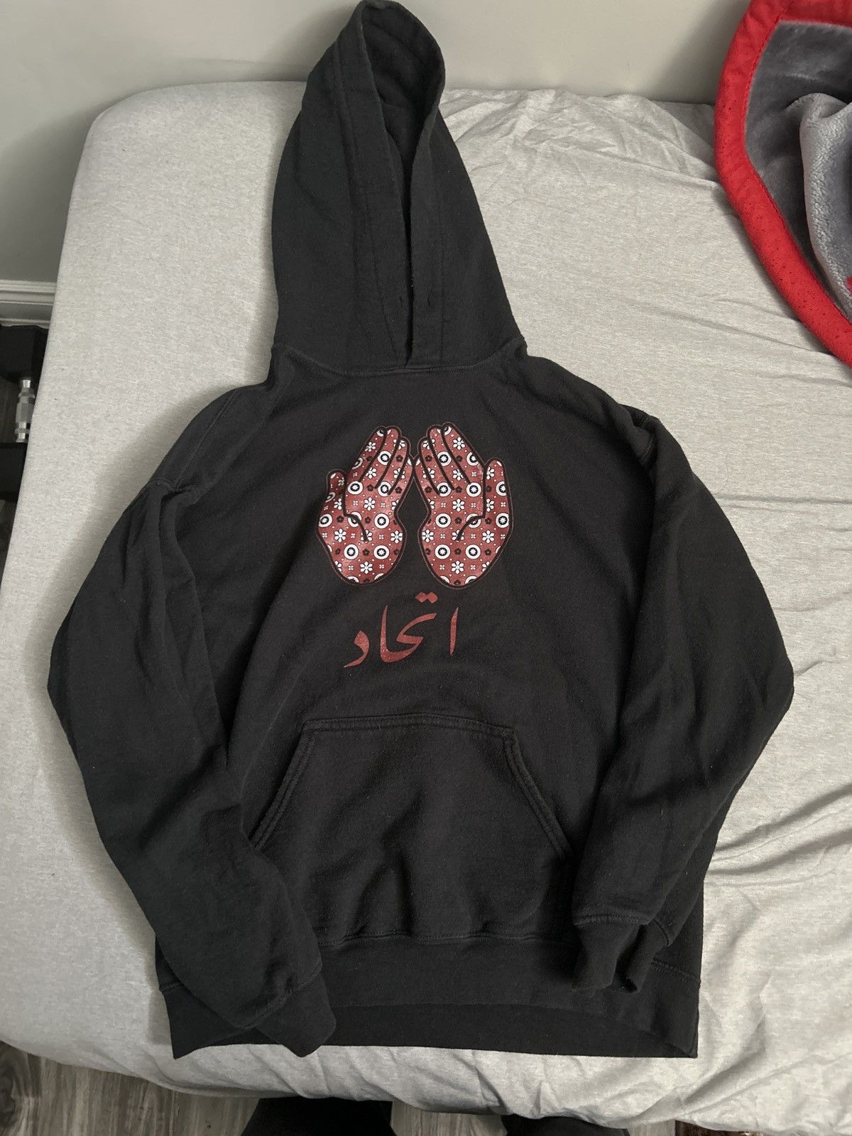 Vintage Urdu/Arabic “Unity” Hoodie Size US M / EU 48-50 / 2 - 1 Thumbnail