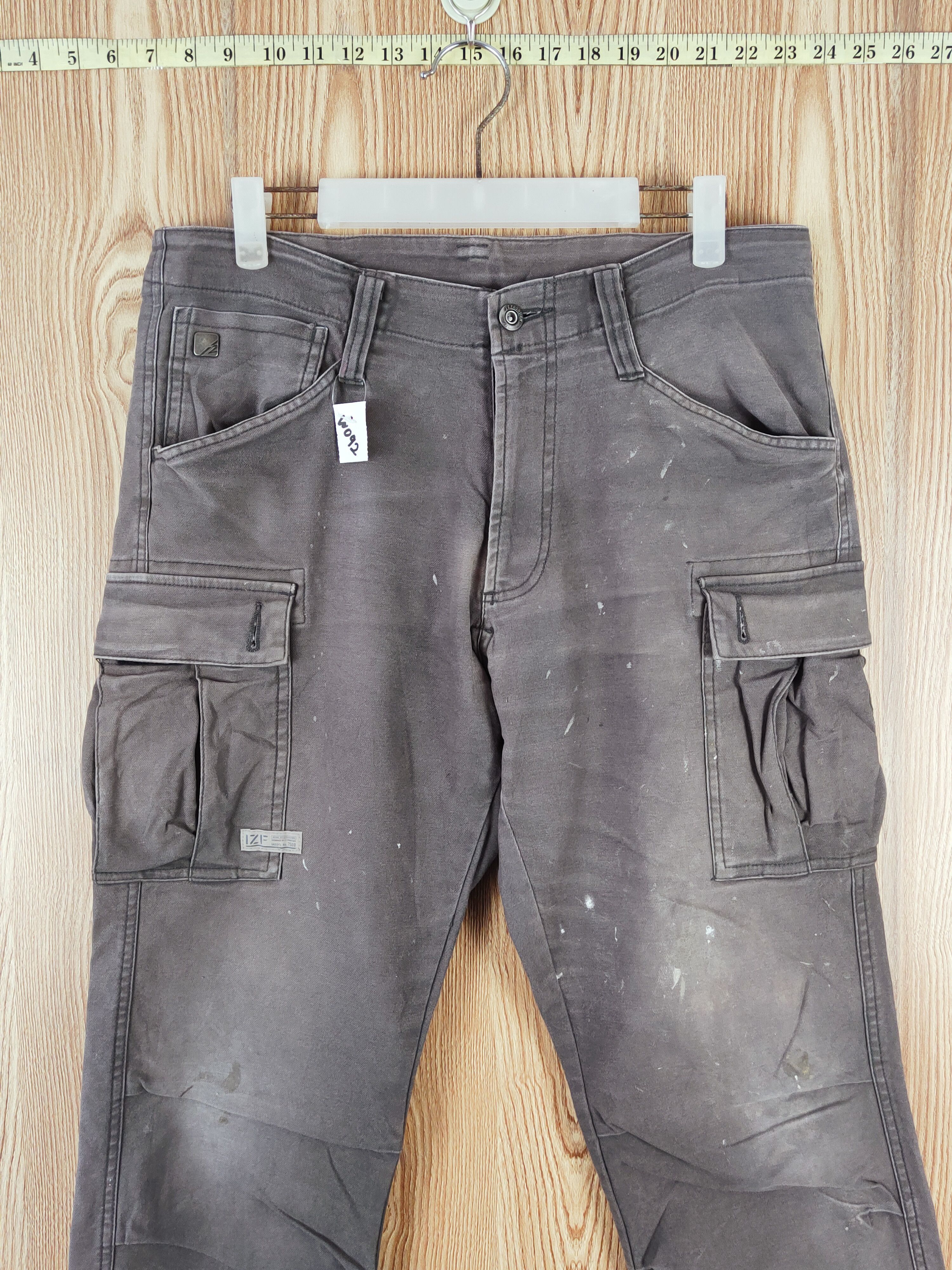 Japanese Brand I'z Frontier Gray Faded Multipocket Cargo Pants #W092 Size US 32 / EU 48 - 2 Thumbnail
