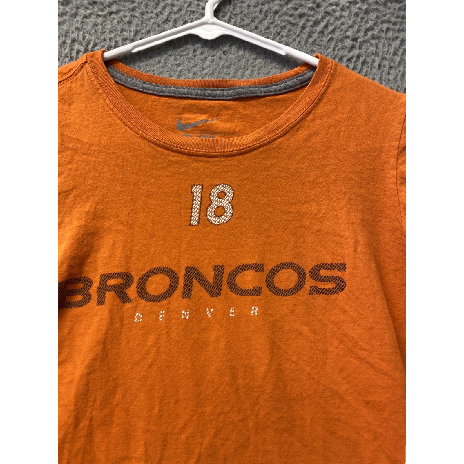 Nike NIKE Denver Broncos Peyton Manning #18 T-Shirt Adult Medium Orange NFL Size M / US 6-8 / IT 42-44 - 2 Thumbnail