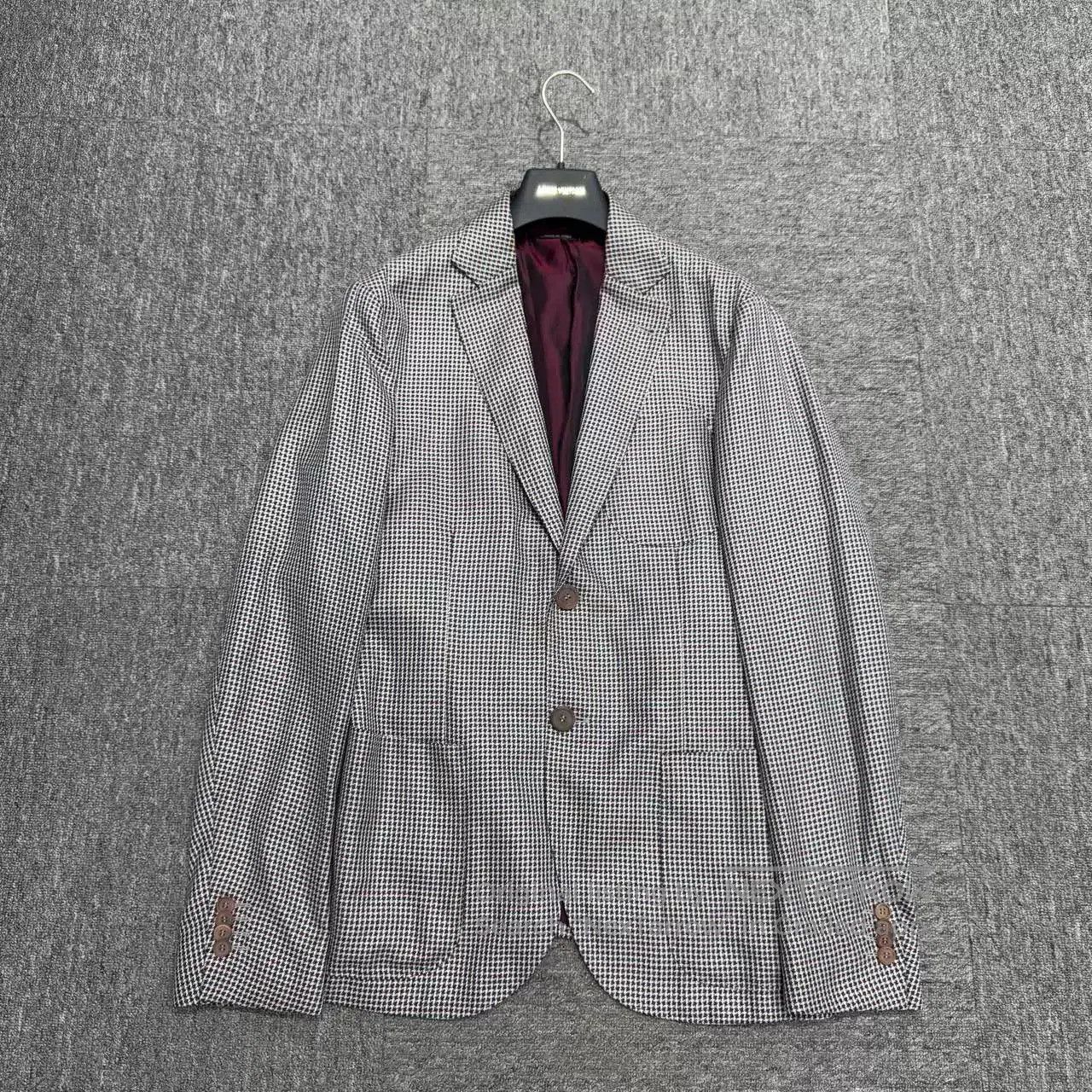 Giorgio Armani GIORGIO ARMANI Checked Blazer. Size US M / EU 48-50 / 2 - 1 Thumbnail